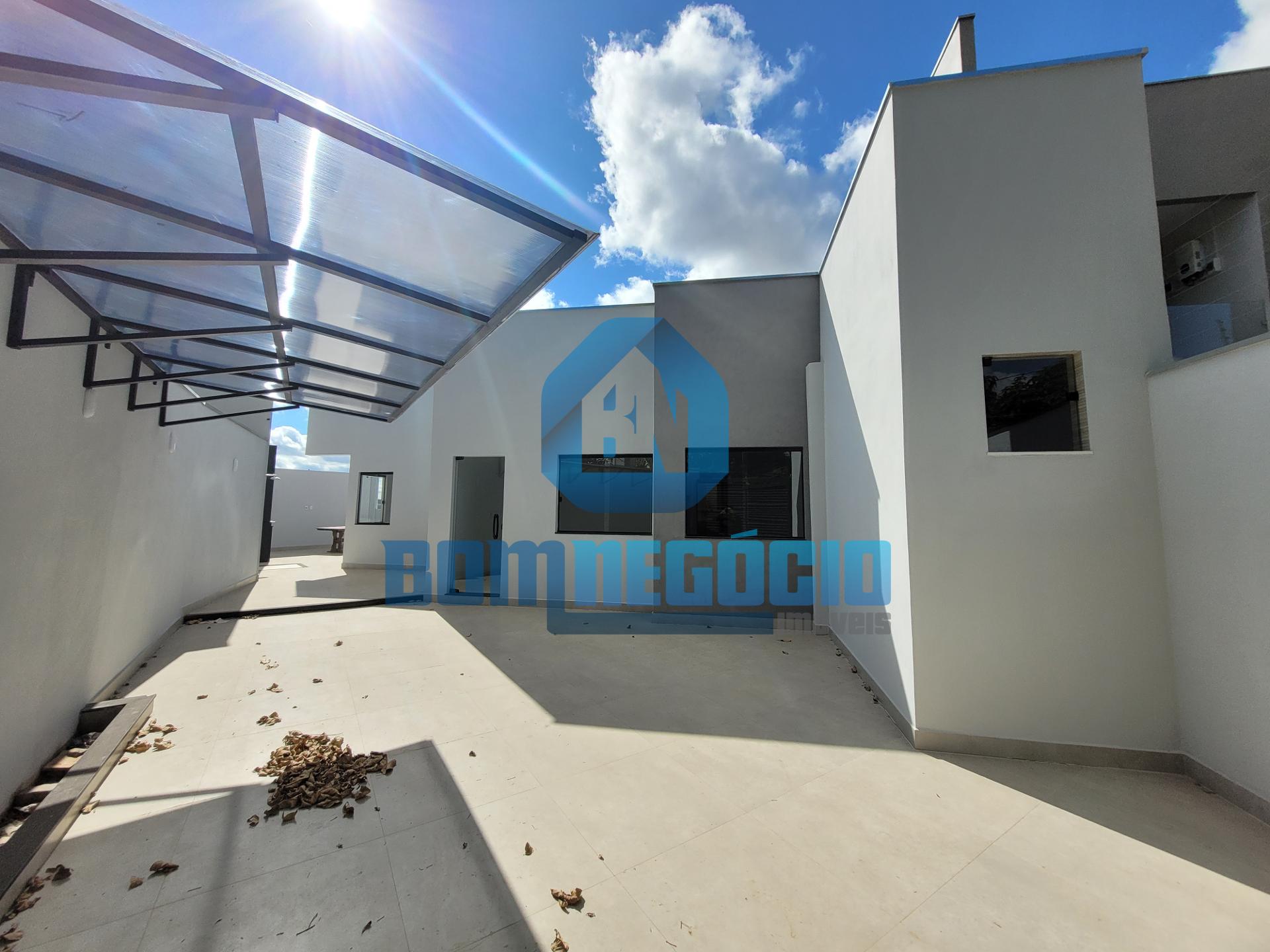 Casa com 3 dormitórios à venda, BELO MONTE, GOVERNADOR VALADAR...