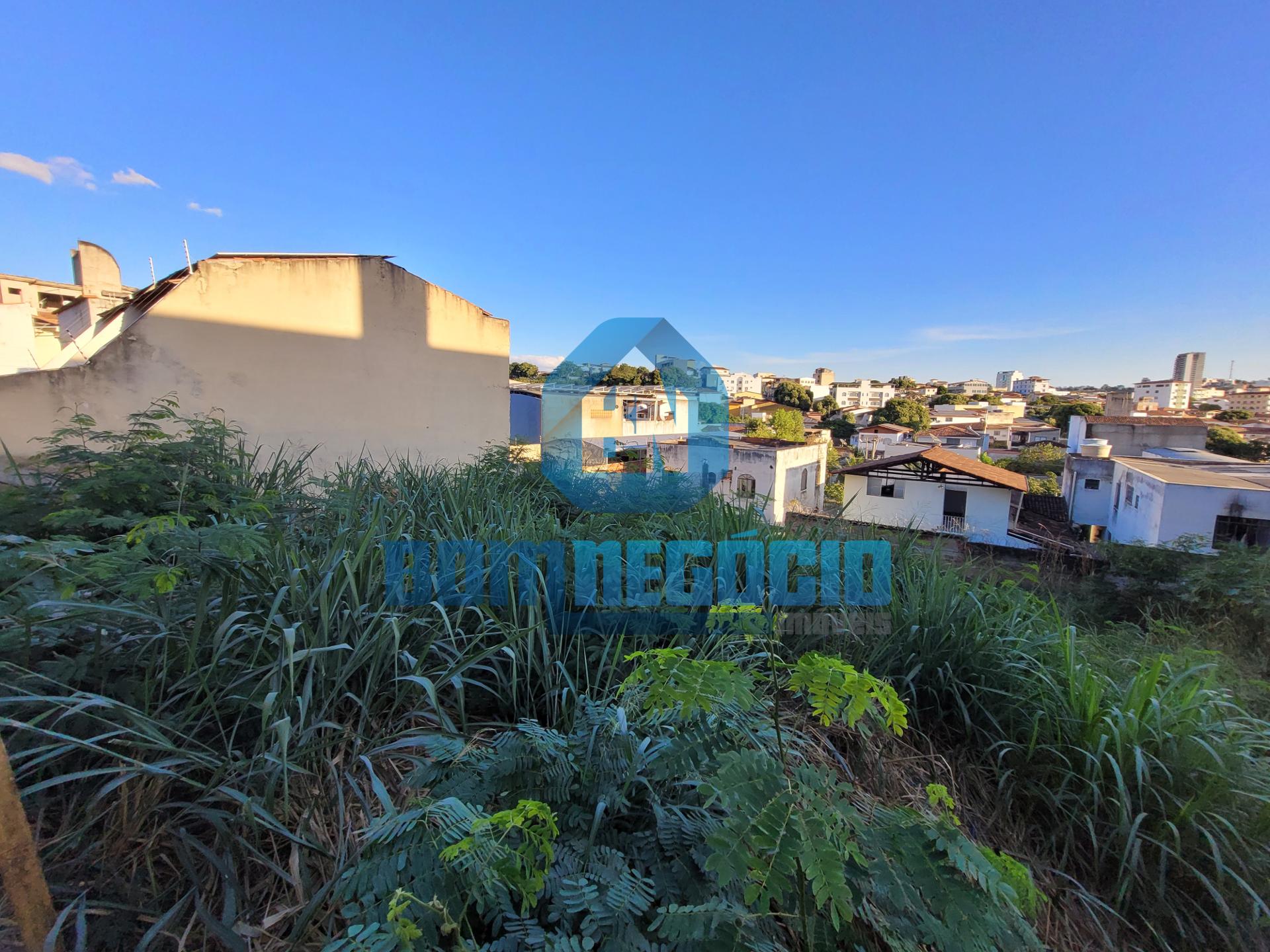 Lote com ótima topografia e localização estratégica à venda, G...