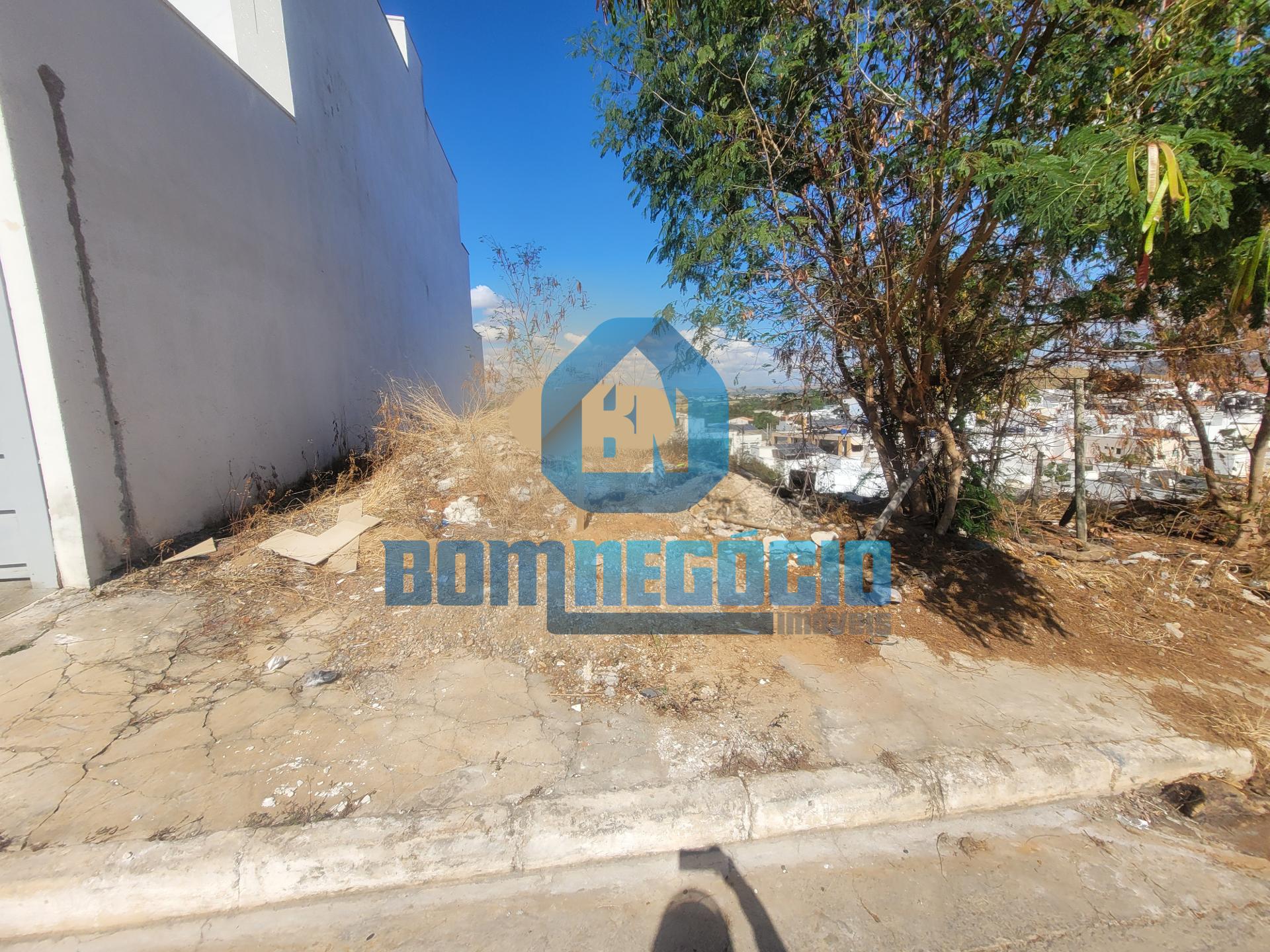 Lote documentado e bem localizado à venda, BAIRRO Parque Olímp...
