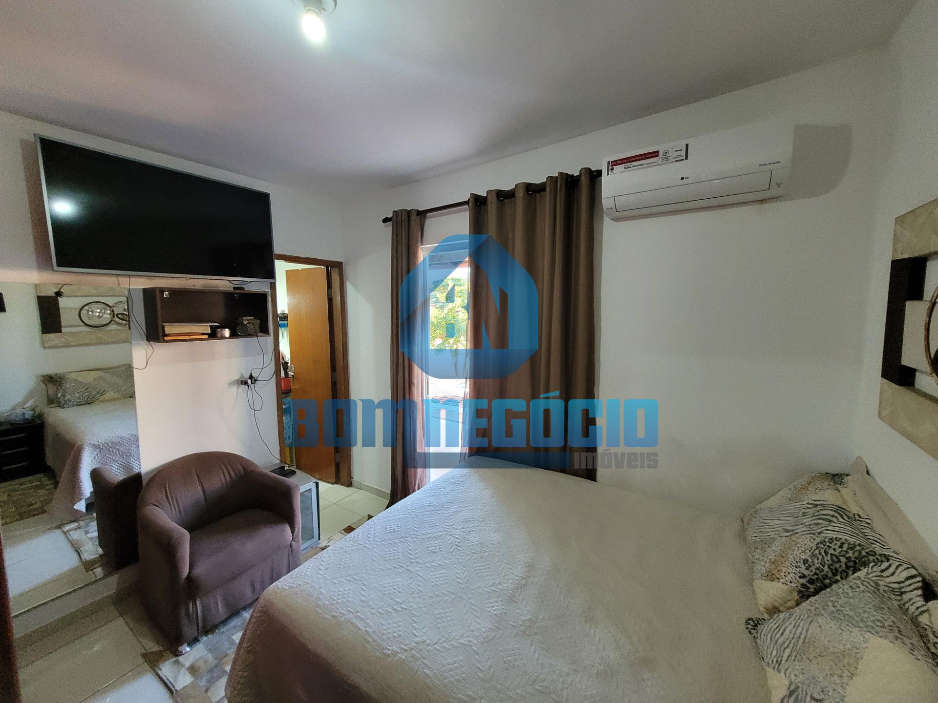 Casa com 3 dormitórios sendo 1 suíte à venda, CARAVELAS, GOV V...