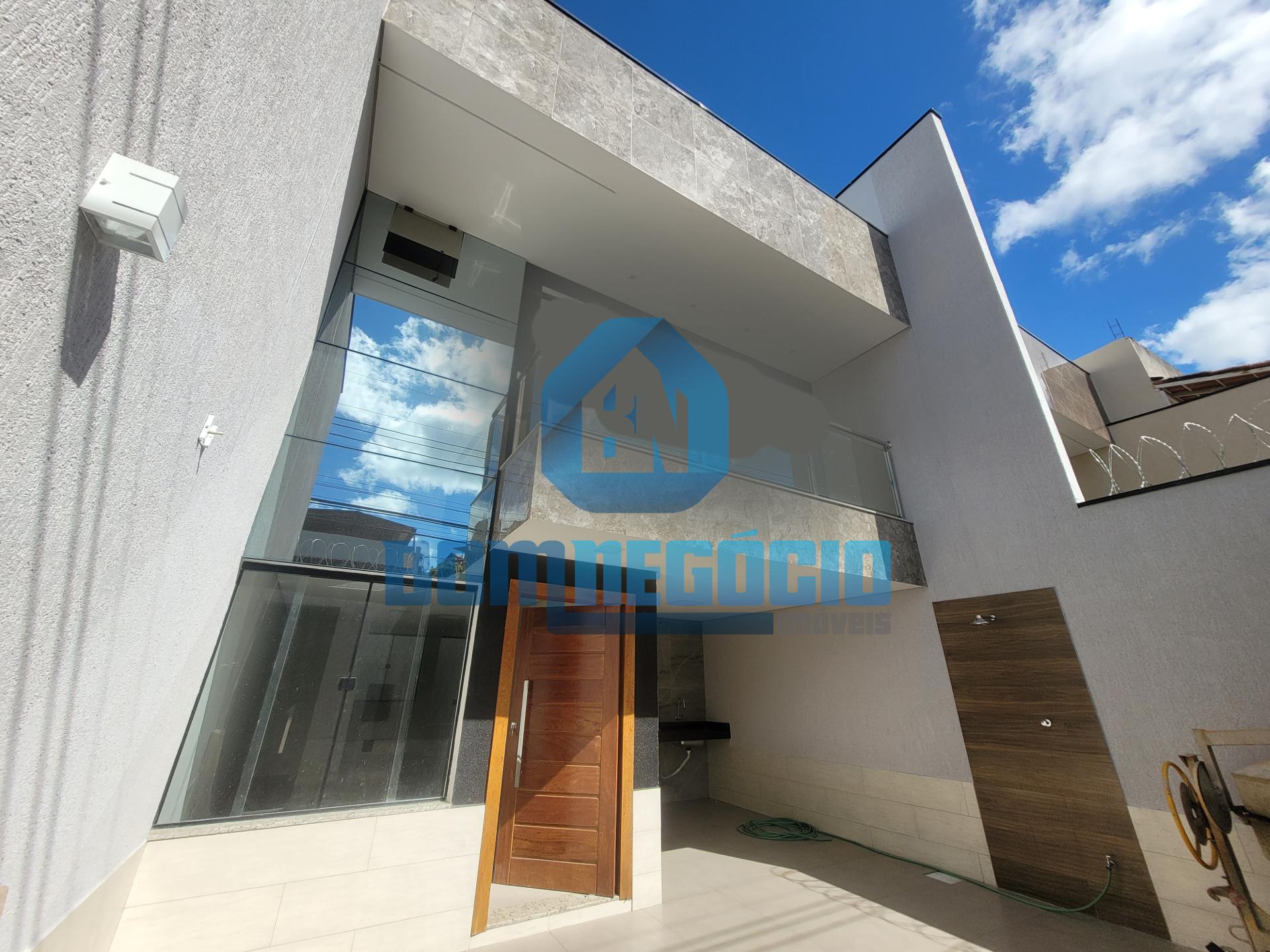Casa com 3 dormitórios à venda,132.00 m , GOVERNADOR VALADARES...