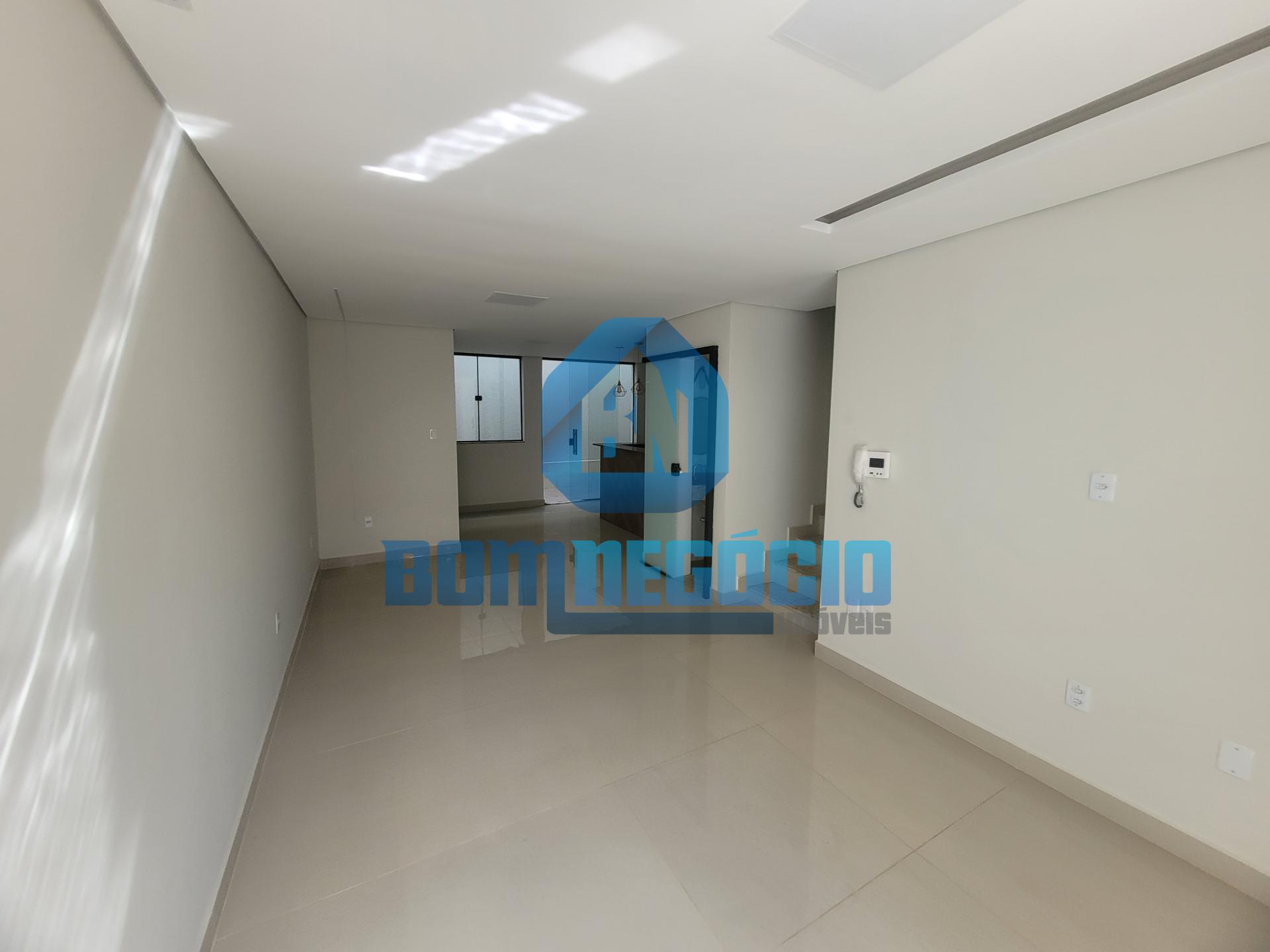Casa com 3 dormitórios à venda,132.00 m , GOVERNADOR VALADARES...