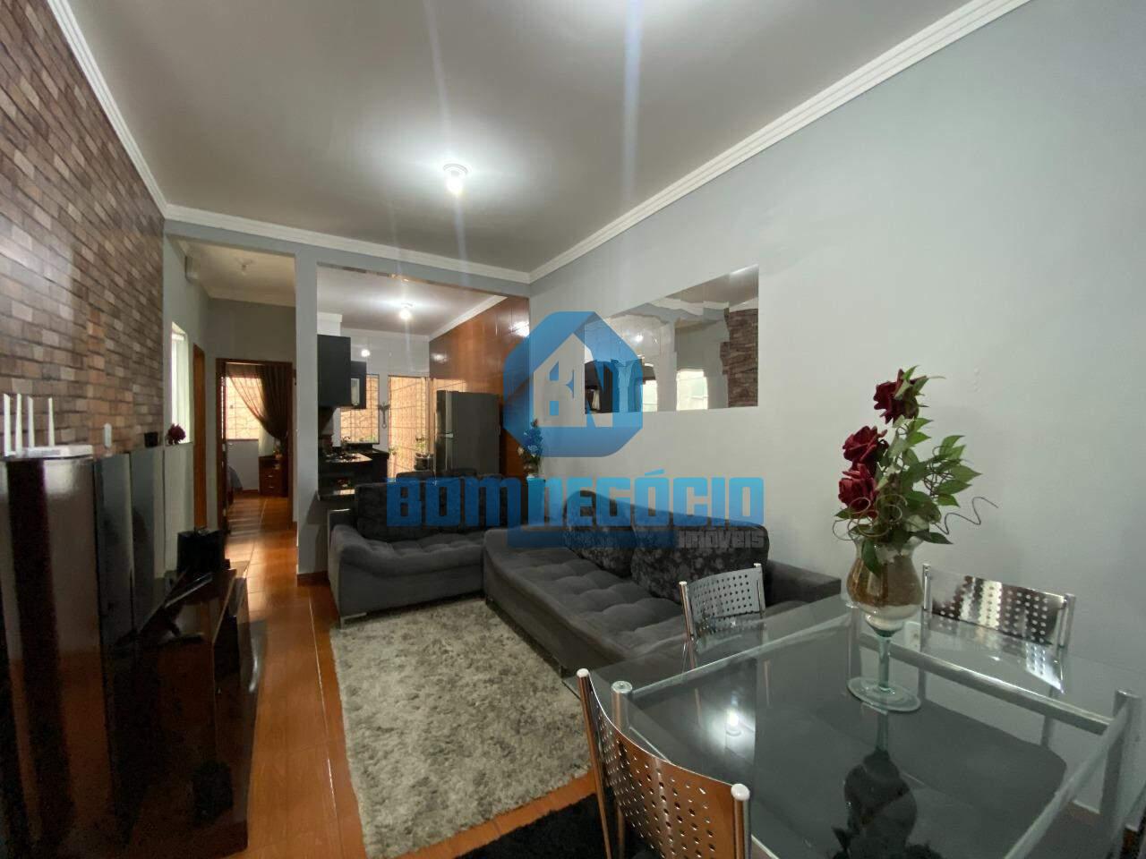 Casa à venda com 2 quartos no bairro CASTANHEIRAS, GOVERNADOR ...