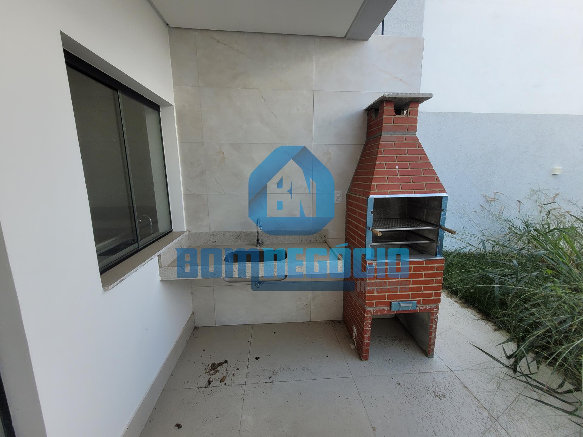 Casa com 3 dormitórios à venda, BELVEDERE, GOVERNADOR VALADARE...