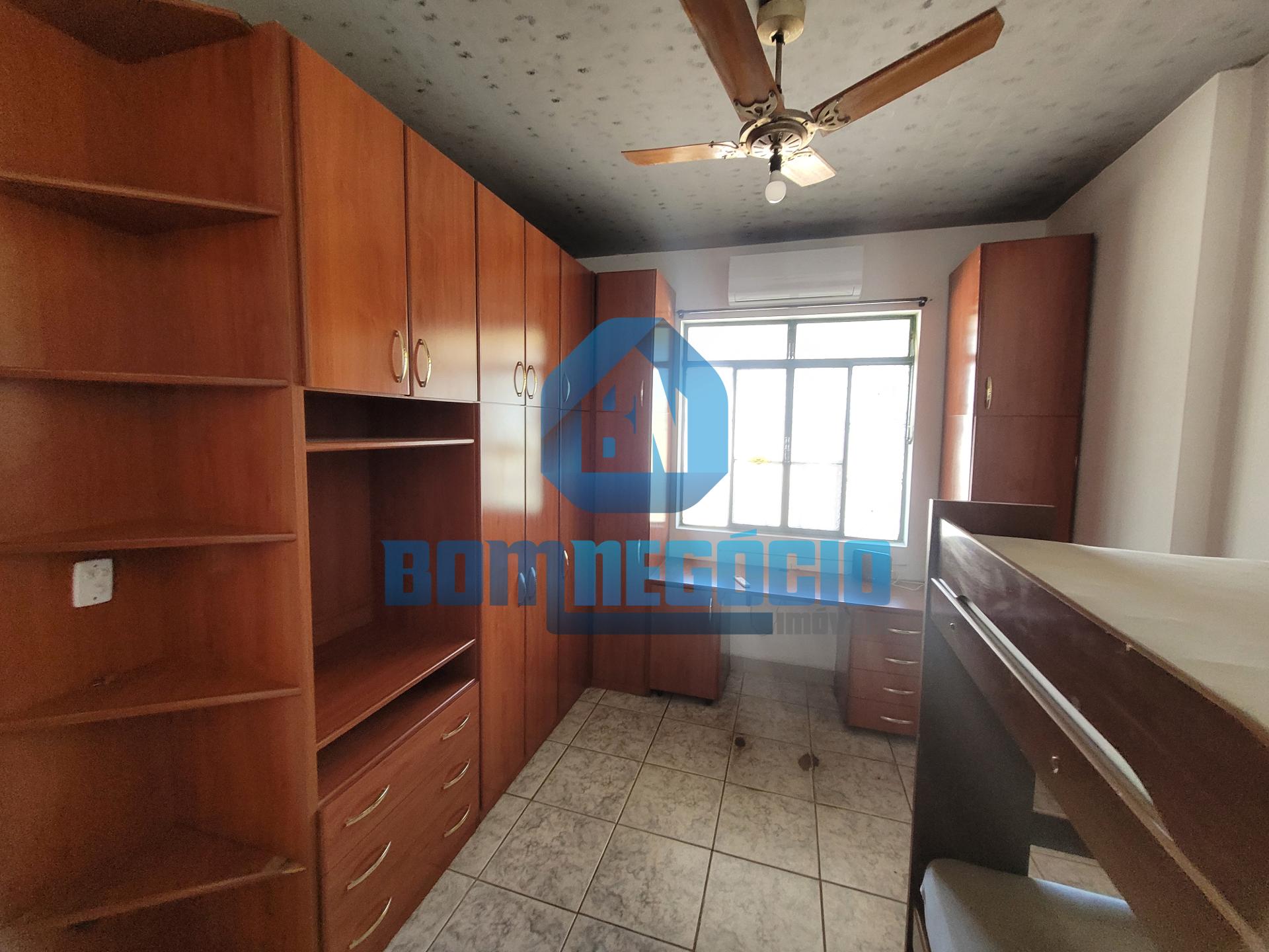 Casa com 5 dormitórios à venda, JK II, GOVERNADOR VALADARES - MG