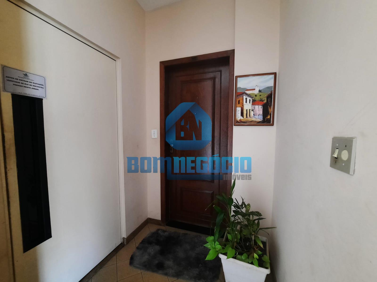 Apartamento com 3 dormitórios à venda, CENTRO, GOVERNADOR VALA...