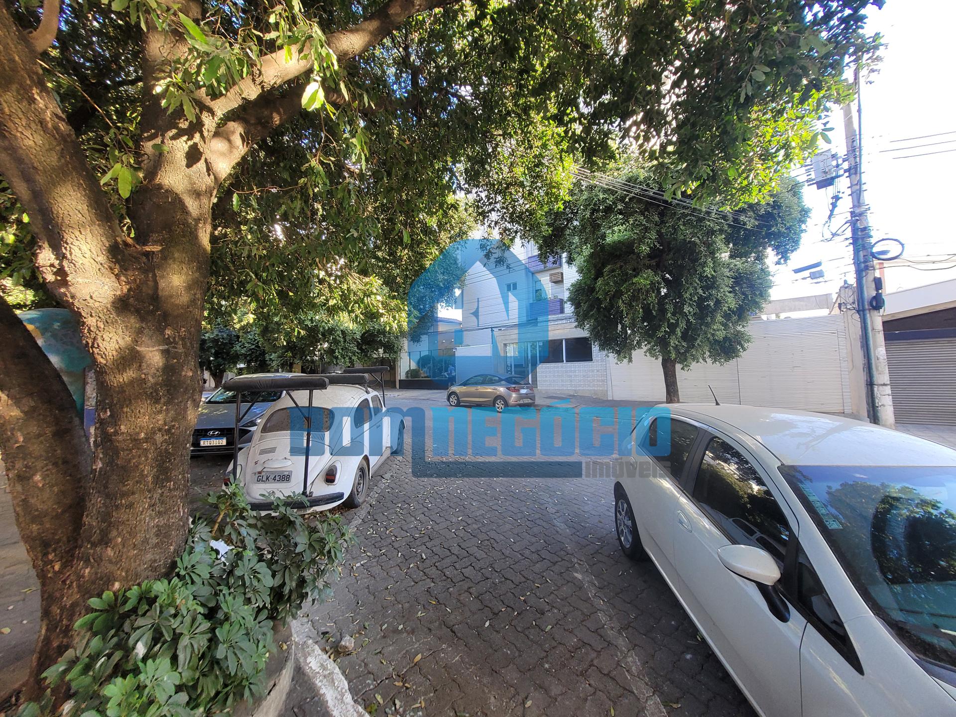 Lote plano e documentado com 482m  à venda, no B. Esplanada, G...