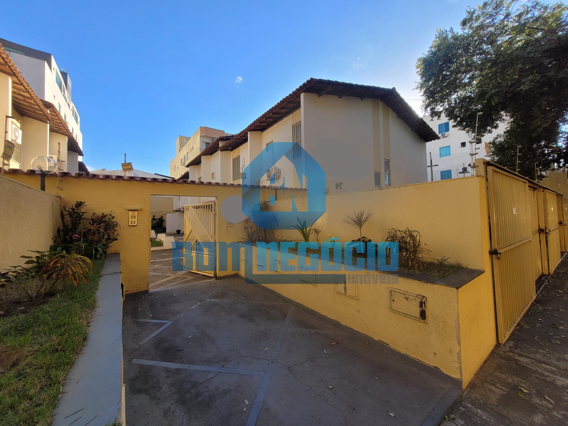Casa com 2 dormitórios à venda, ESPLANADINHA, GOVERNADOR VALAD...