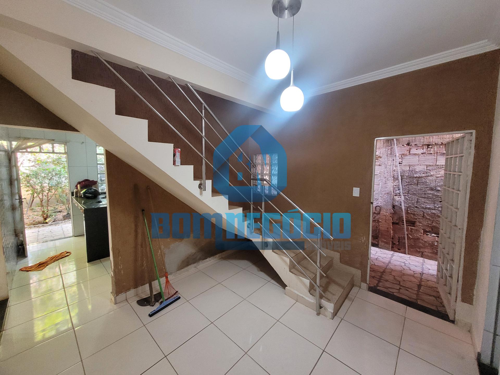 Casa com 2 dormitórios à venda, SANTA RITA, GOVERNADOR VALADAR...