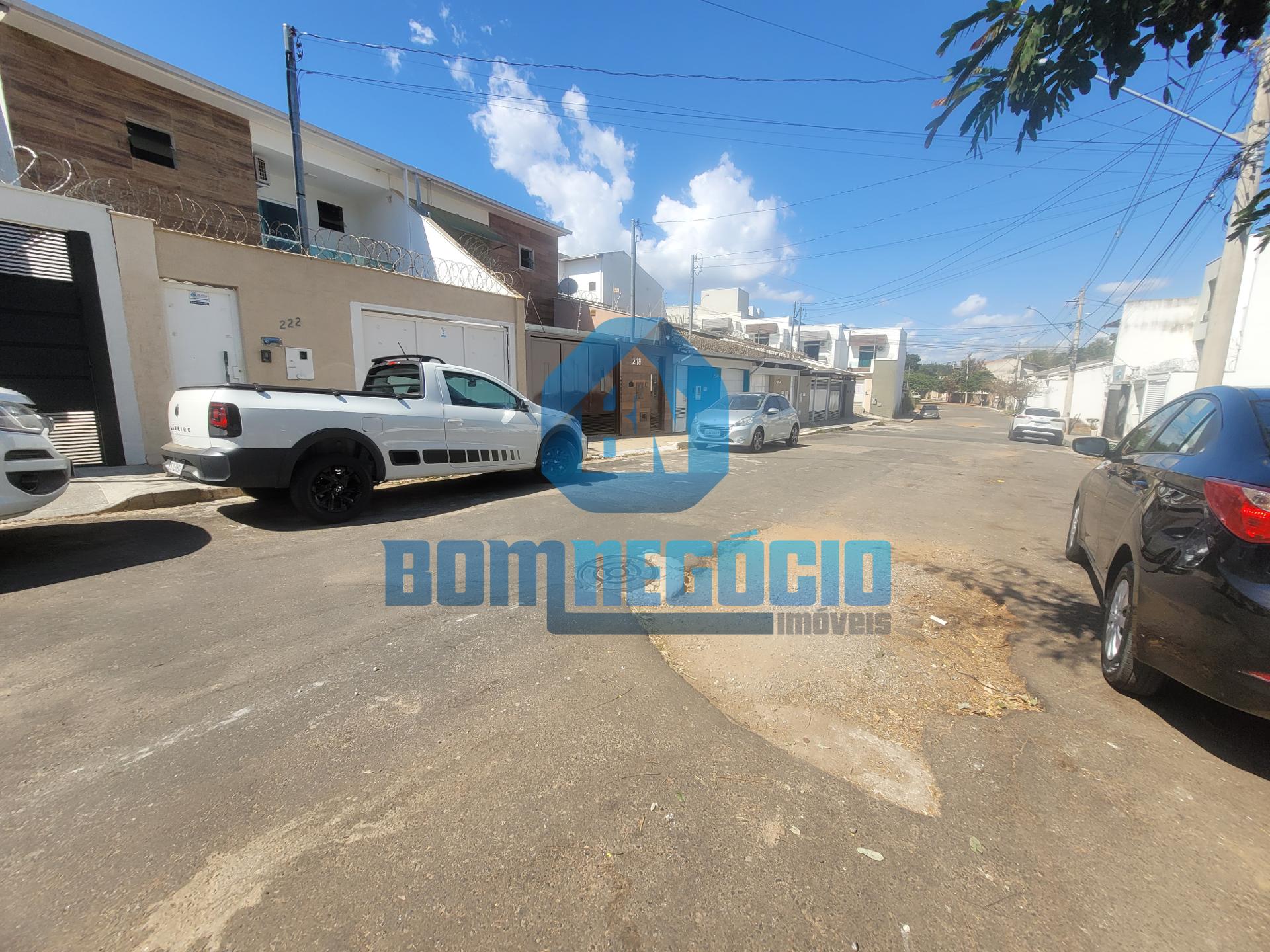 Lote documentado e bem localizado à venda, BAIRRO CIDADE NOVA,...