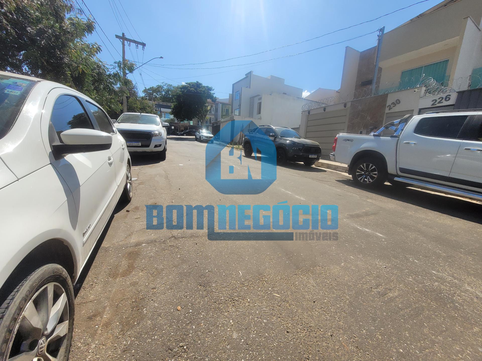 Lote documentado e bem localizado à venda, BAIRRO CIDADE NOVA,...