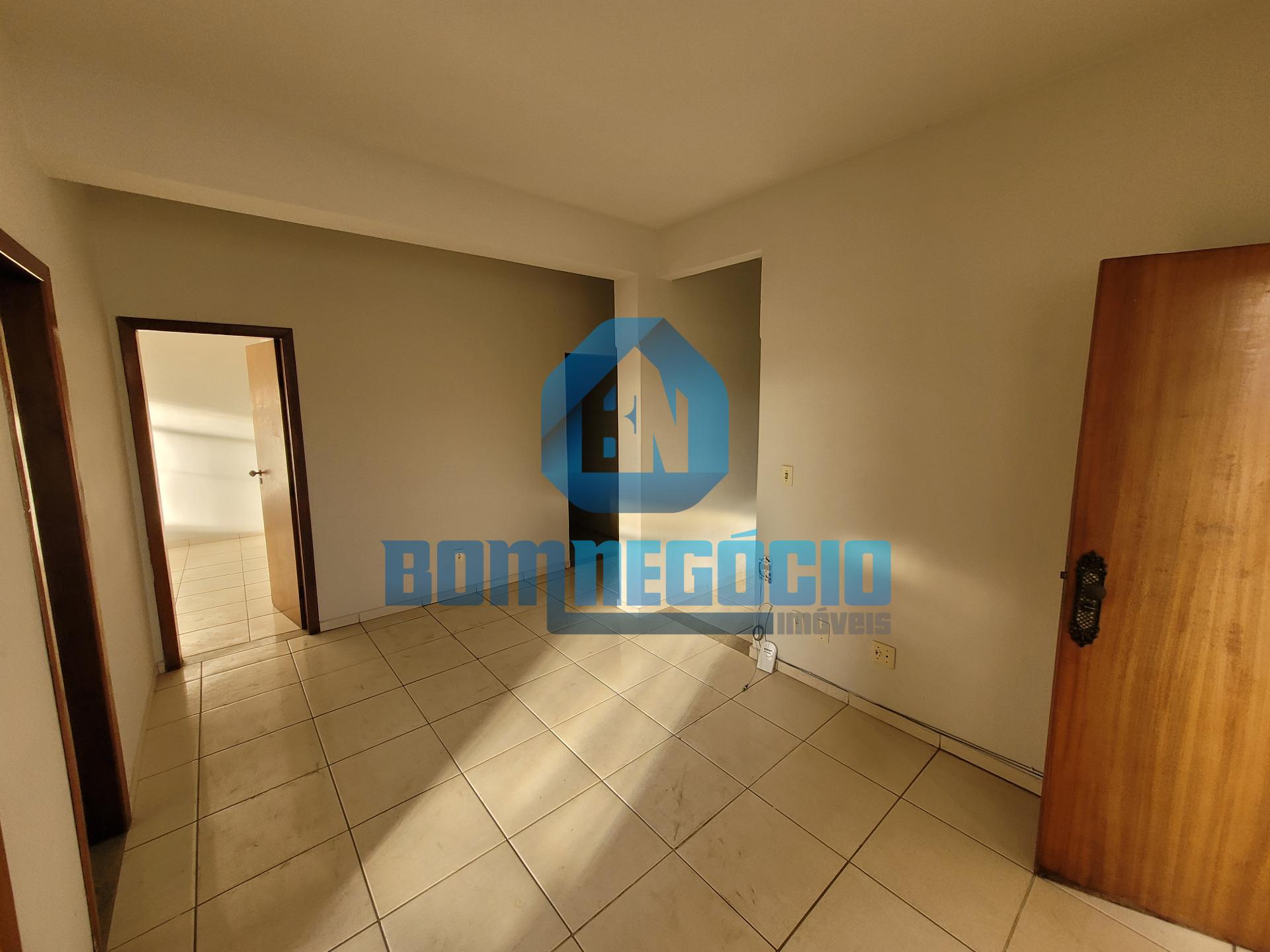 Apartamento com 3 dormitórios à venda, CENTRO, GOVERNADOR VALA...