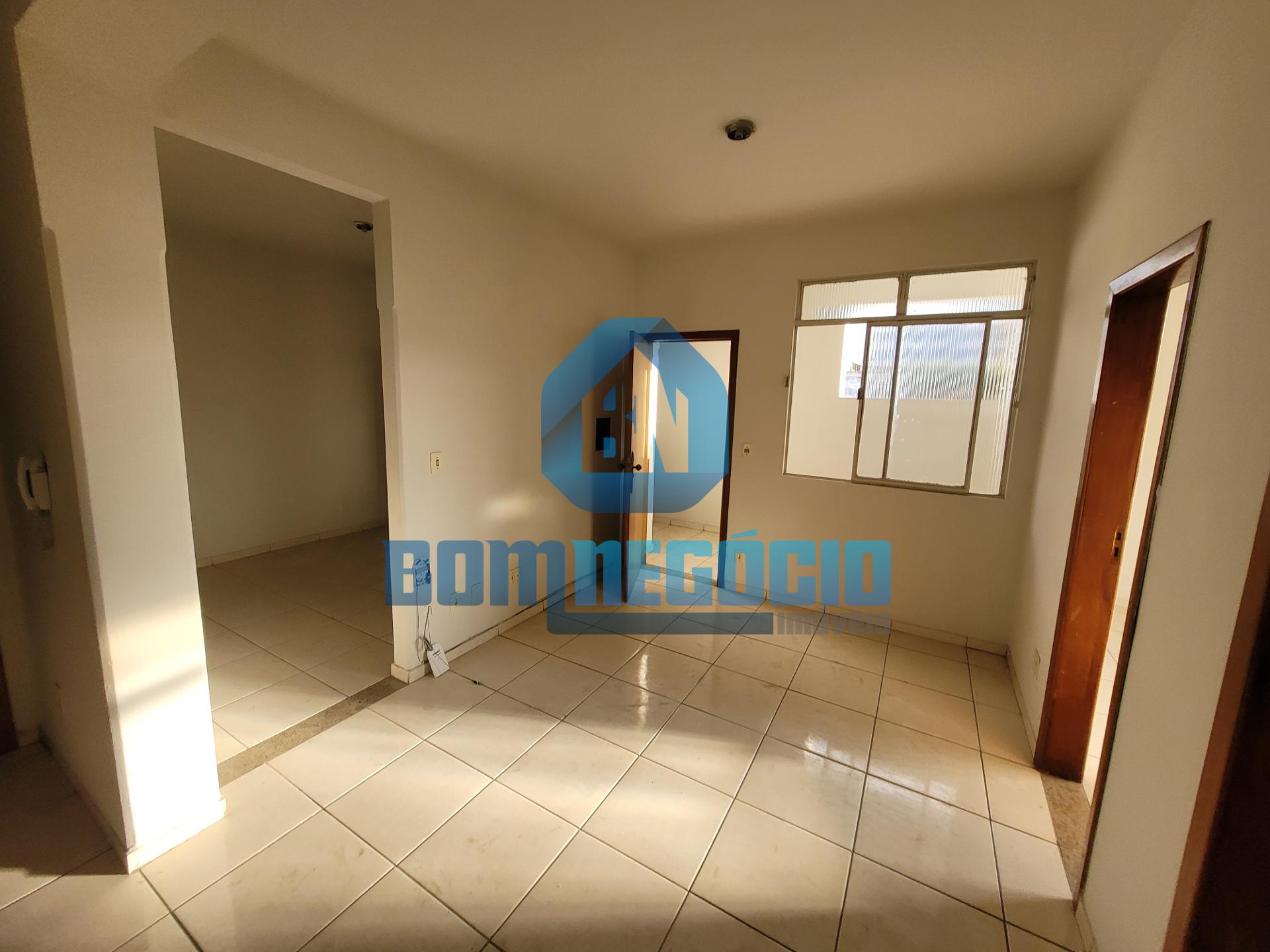 Apartamento com 3 dormitórios à venda, CENTRO, GOVERNADOR VALA...