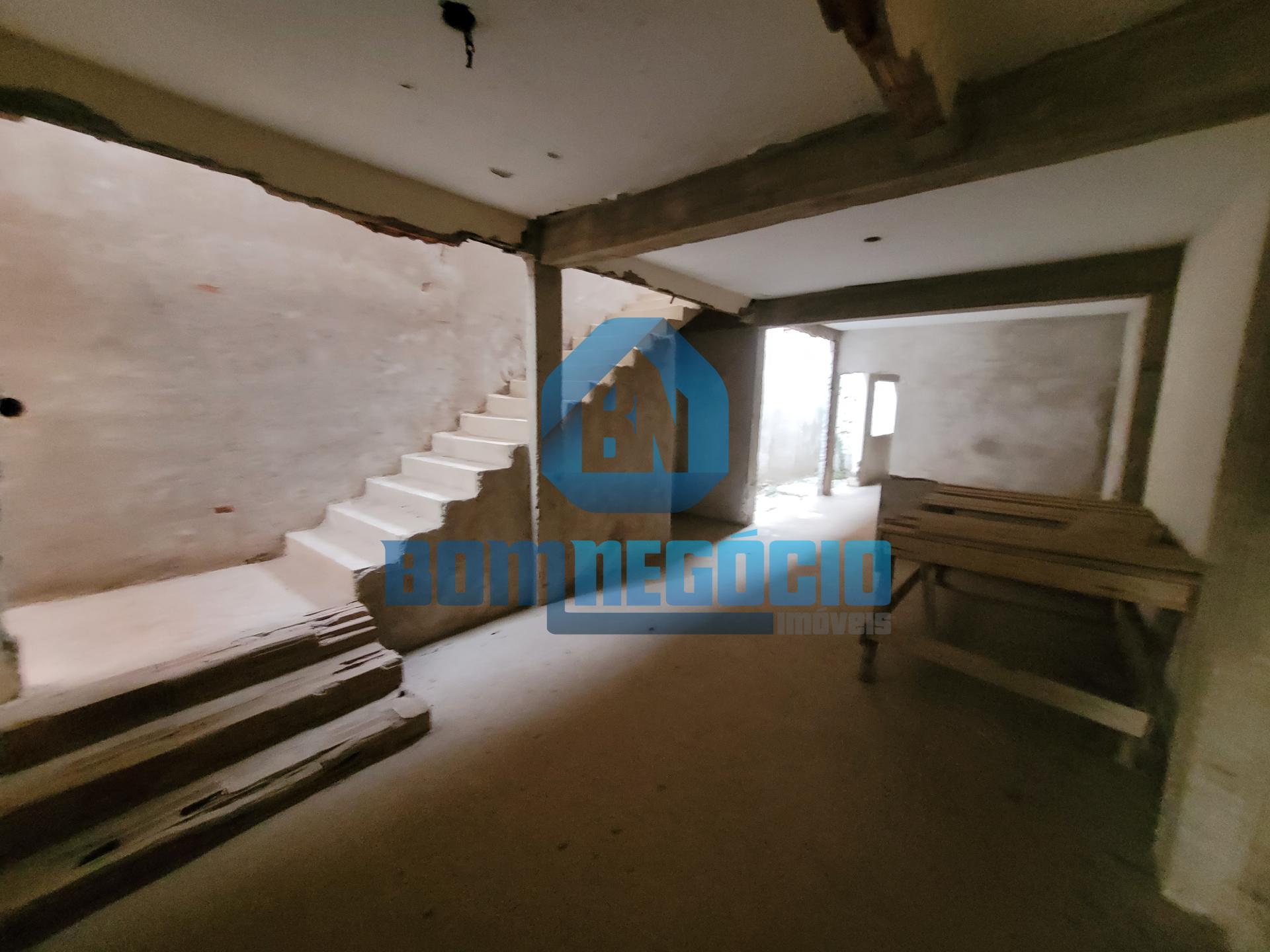 Casa em construção à venda com 3 quartos e 3 banheiros, SANTA ...