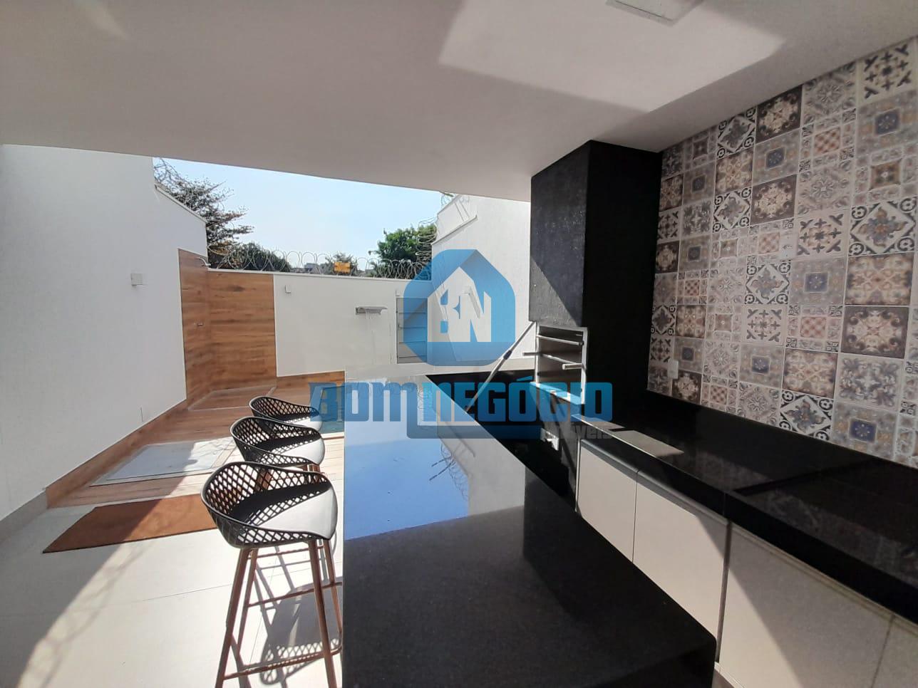 Belíssima Casa com 3 dormitórios à venda,124,35 m , GOV VALADA...