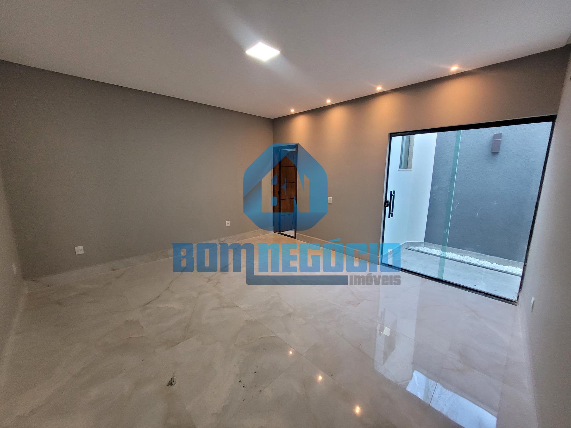 Casa de luxo com 3 quartos, 3 banheiros e piscina à venda, BAI...