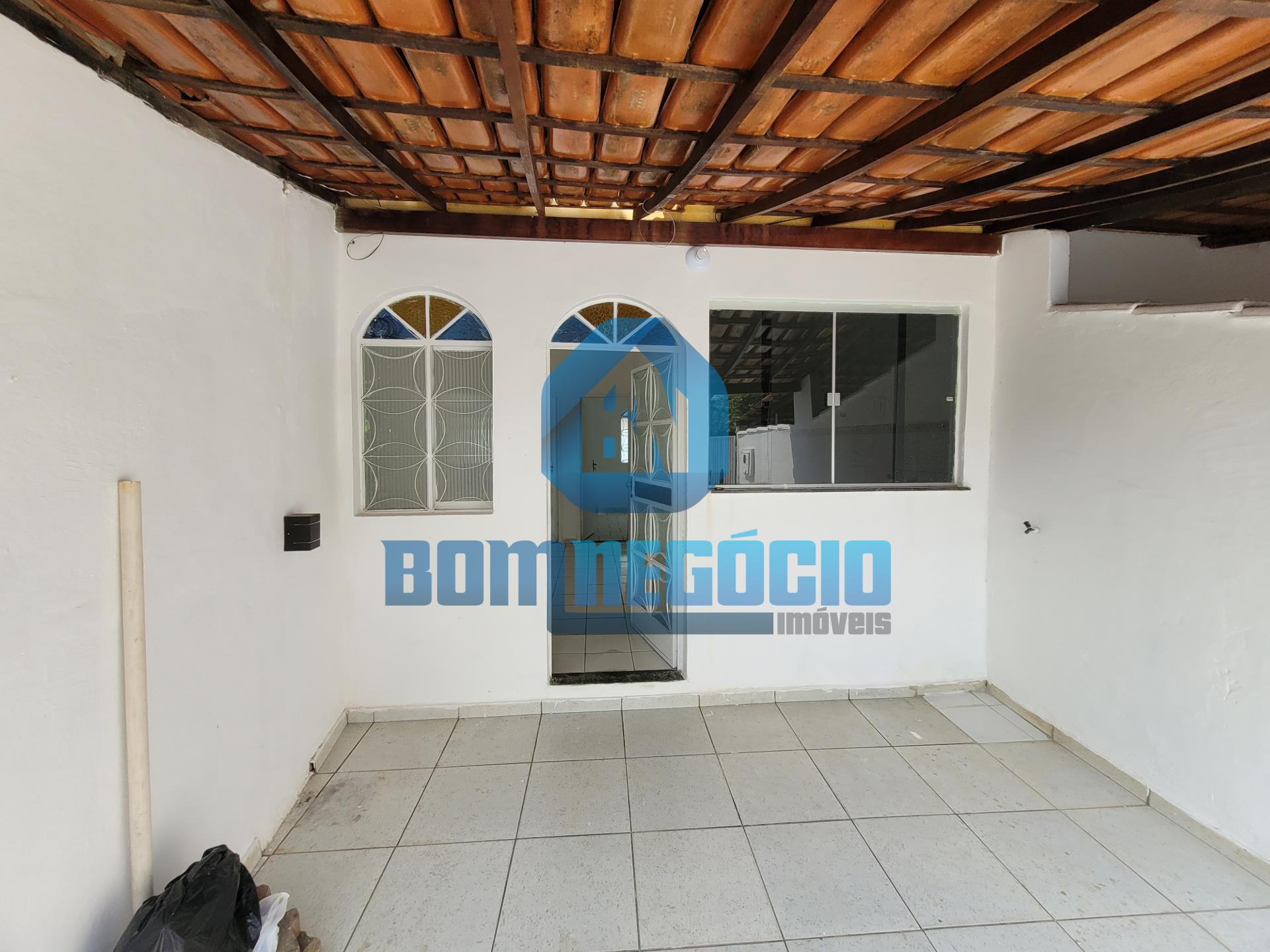 Casa com 2 dormitórios à venda, SANTA RITA, GOVERNADOR VALADAR...