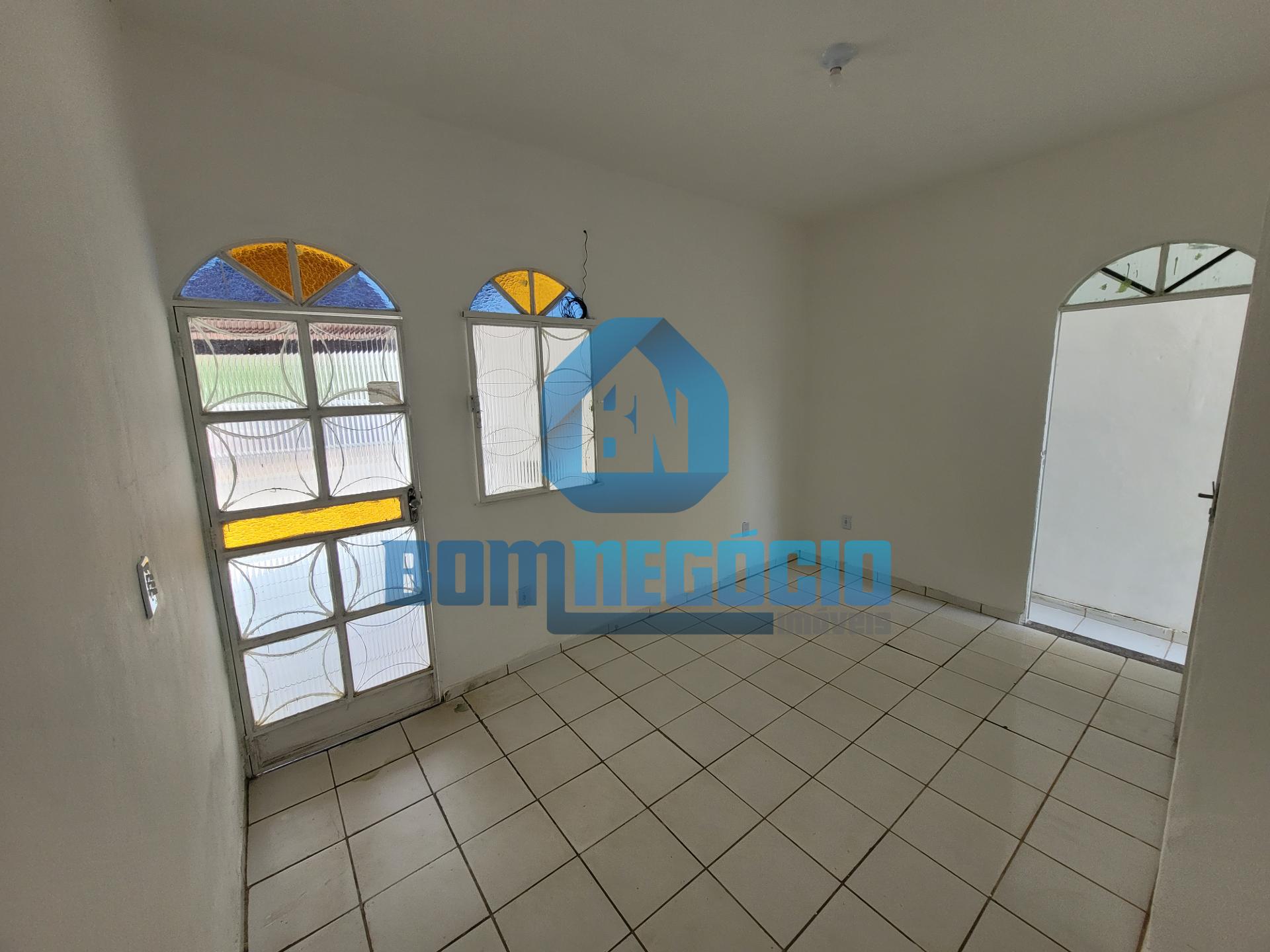 Casa com 2 dormitórios à venda, SANTA RITA, GOVERNADOR VALADAR...