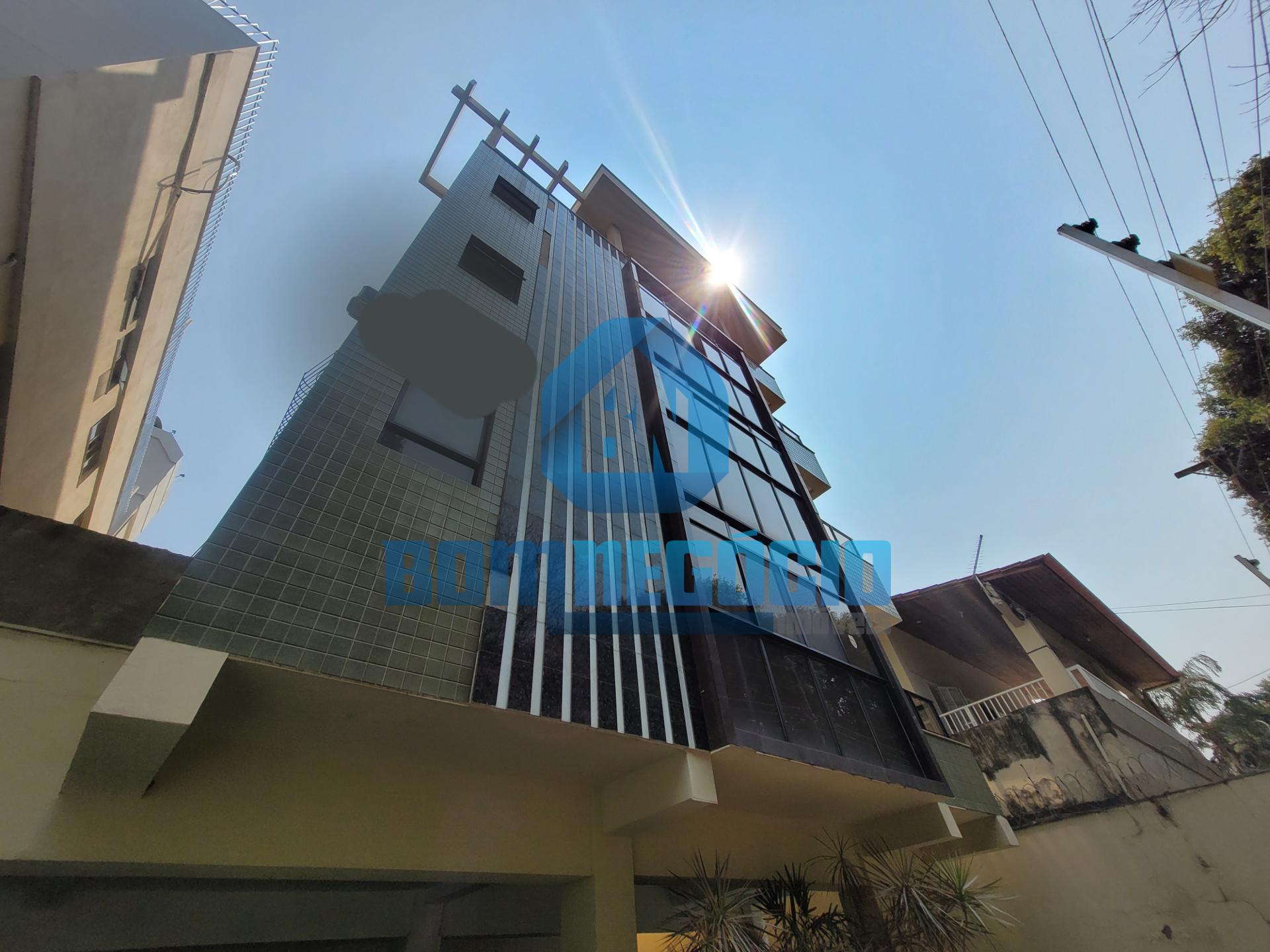 Apartamento com 3 dormitórios à venda, Esplanada, GOVERNADOR V...