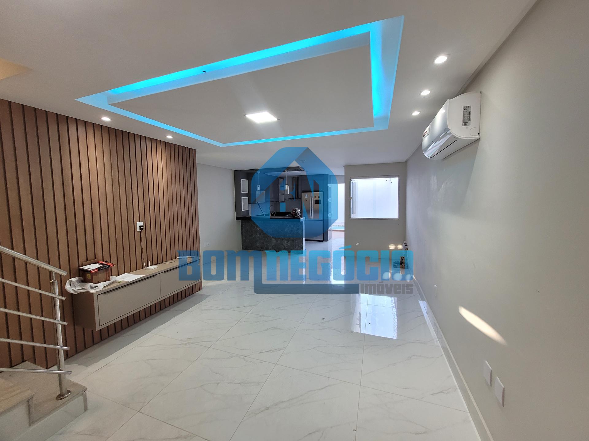 Casa com 3 quartos e piscina à venda, CASTANHEIRAS II, GOVERNA...