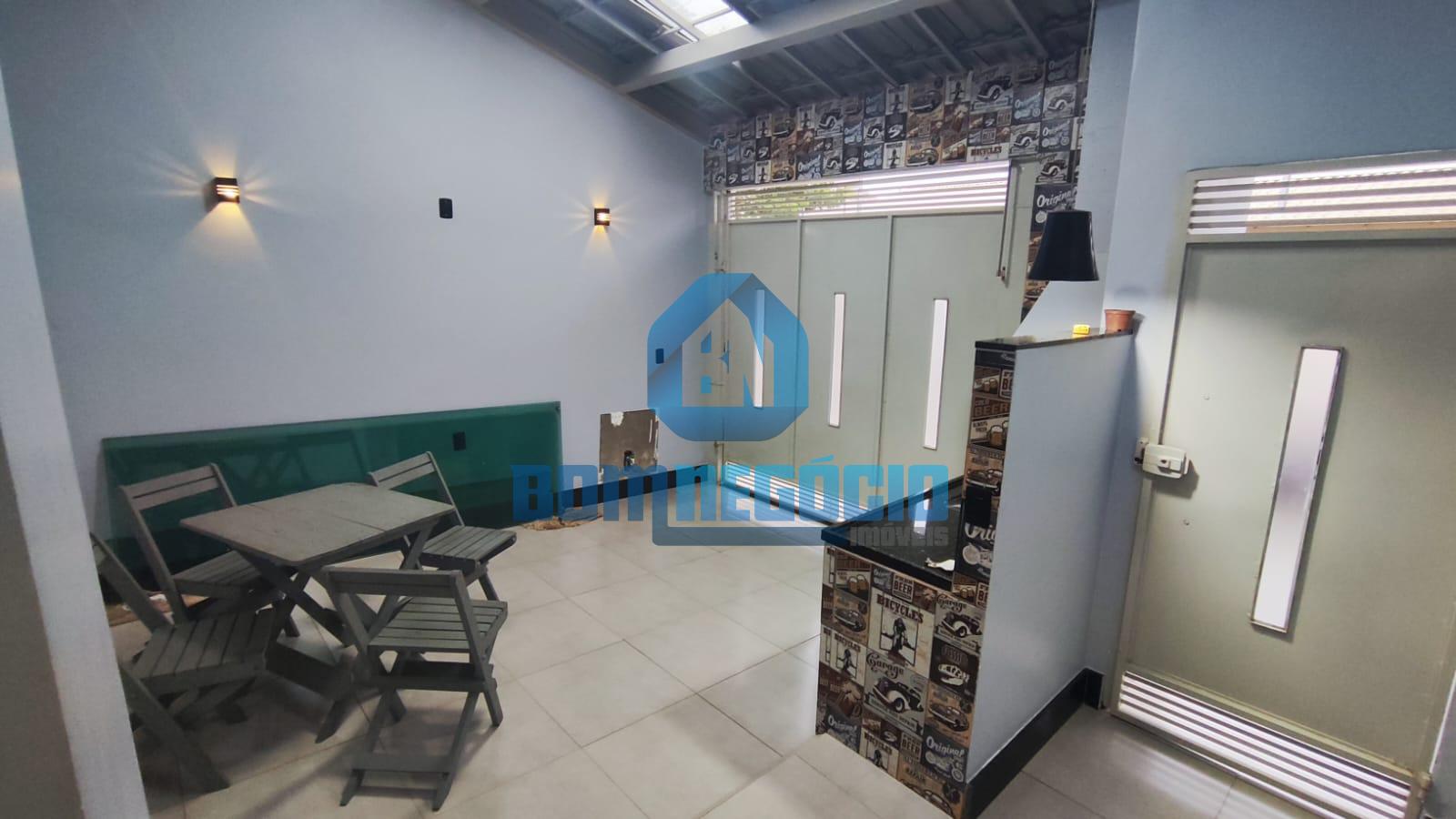 CASA BAIXA GARAGEM COBERTA COM AREA GOURMET 2 QUARTOS BAIRRO P...