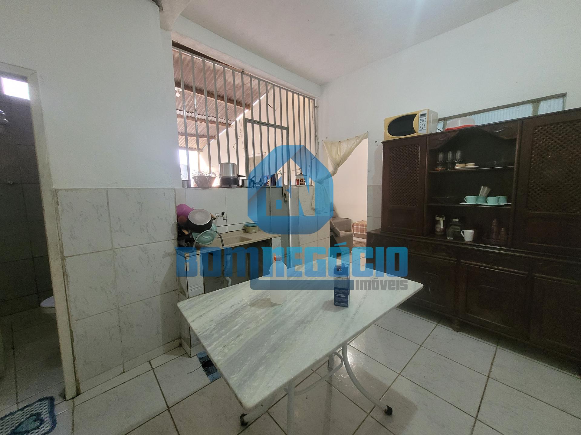 Casa com 4 dormitórios à venda, SANTA HELENA, GOVERNADOR VALAD...