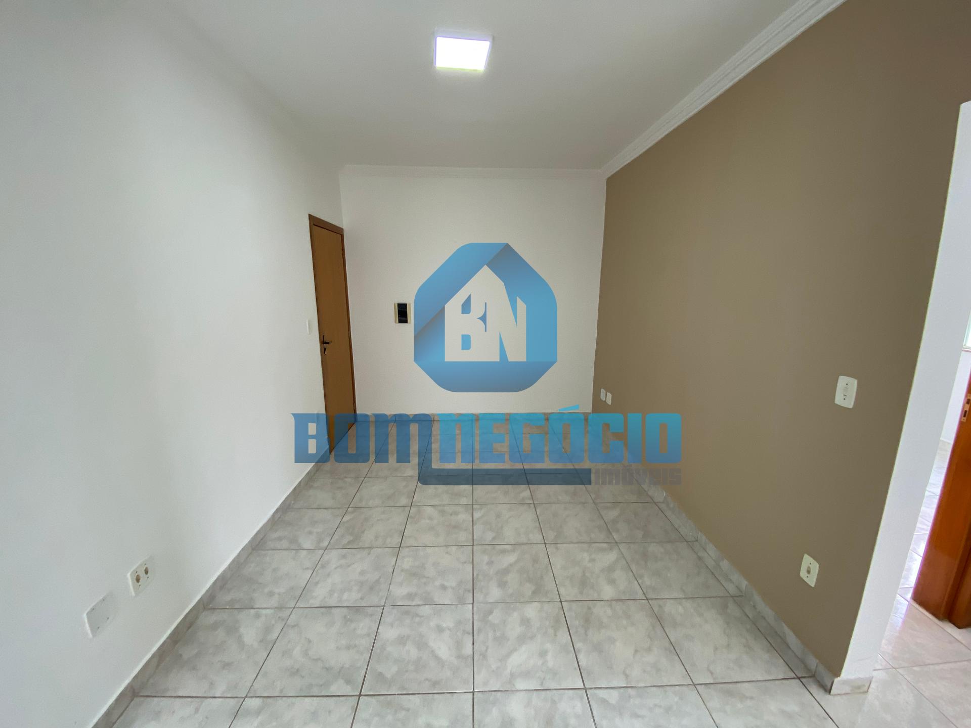 Apartamento com 2 dormitórios à venda, CIDADE JARDIM, GOVERNAD...