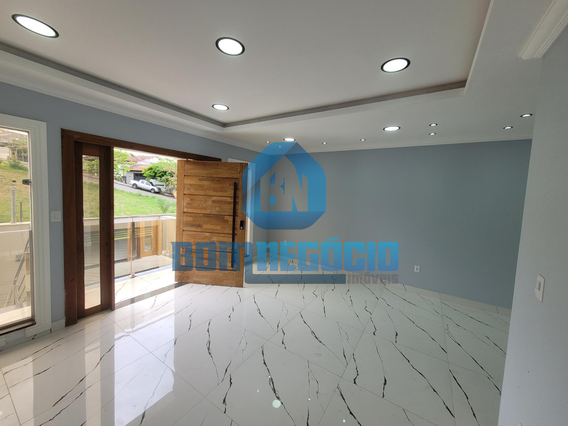 Excelente casa triplex nova à venda no Bairro Castanheiras VAL...