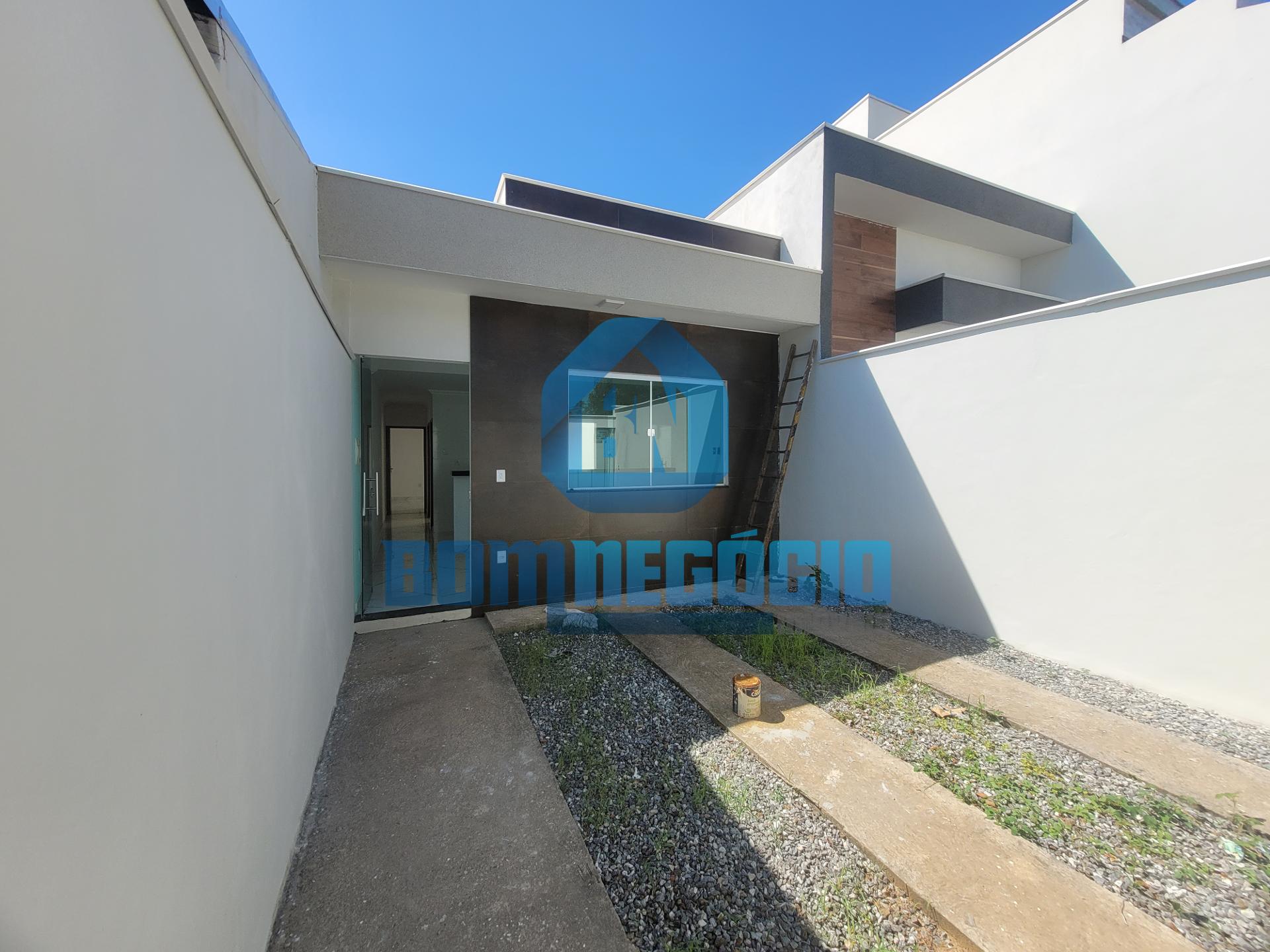 Casa com 2 quartos, 2 banheiros e plana à venda, BAIRRO CASTAN...