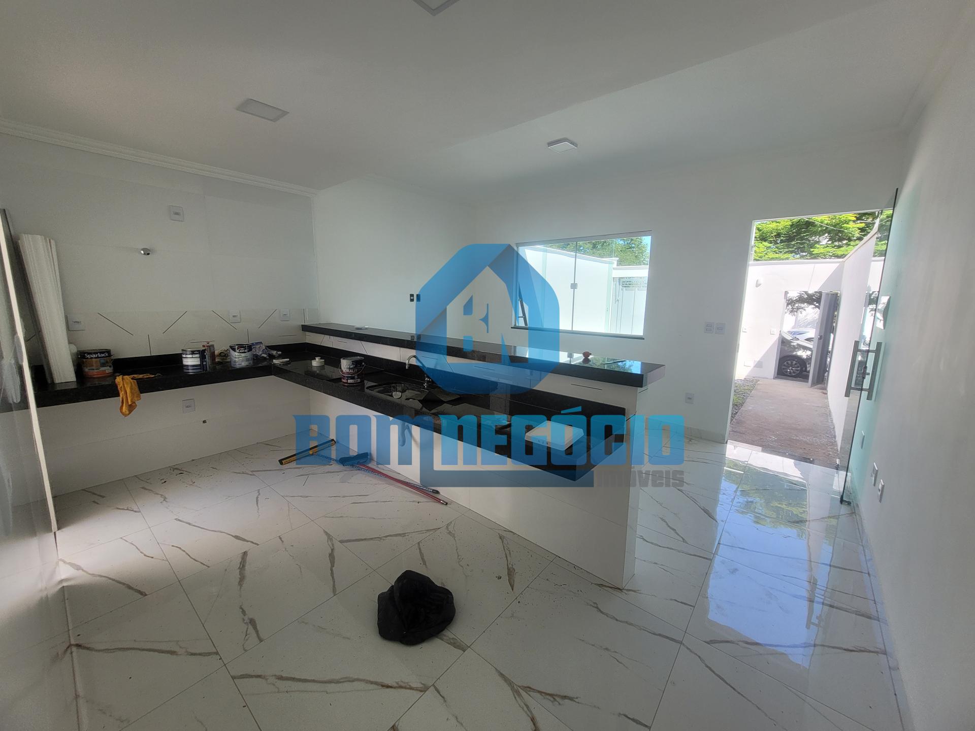 Casa com 2 quartos, 2 banheiros e plana à venda, BAIRRO CASTAN...