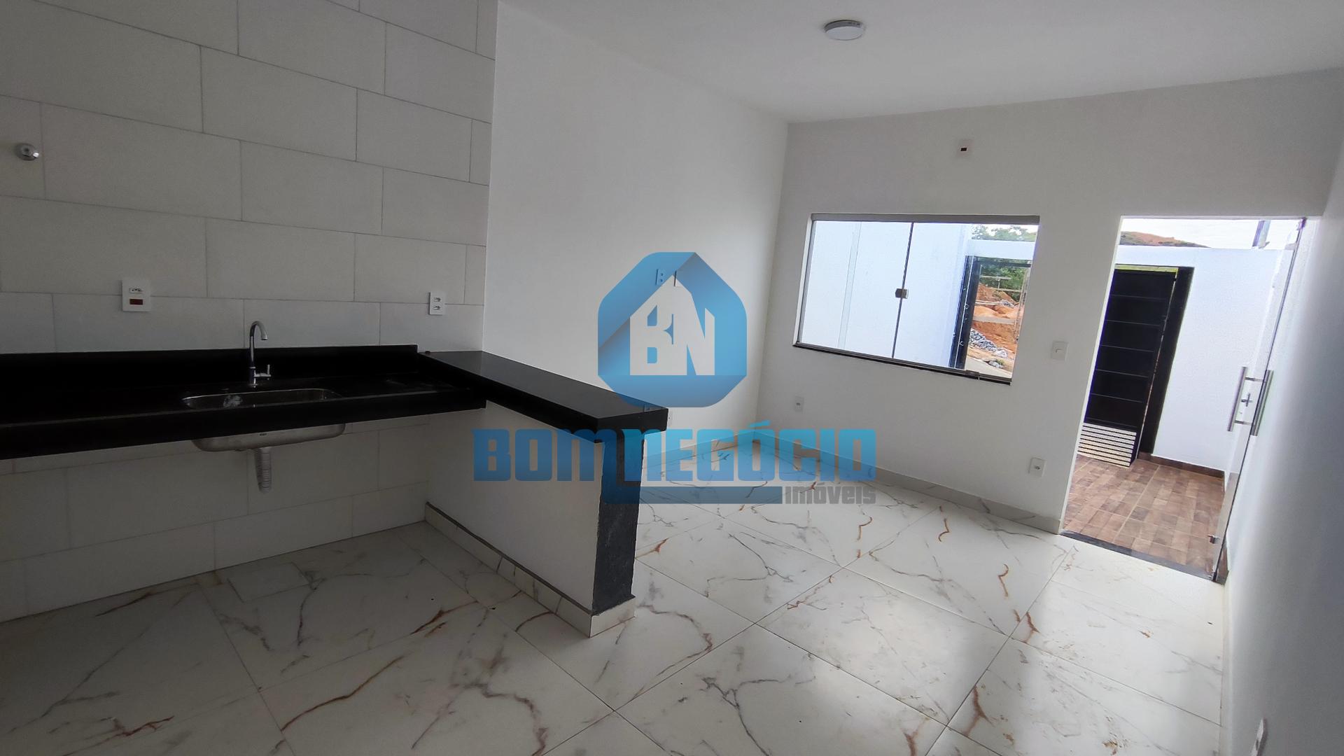 Casa baixa Kennedy 2 suítes 1 quarto quintal  área gourmet