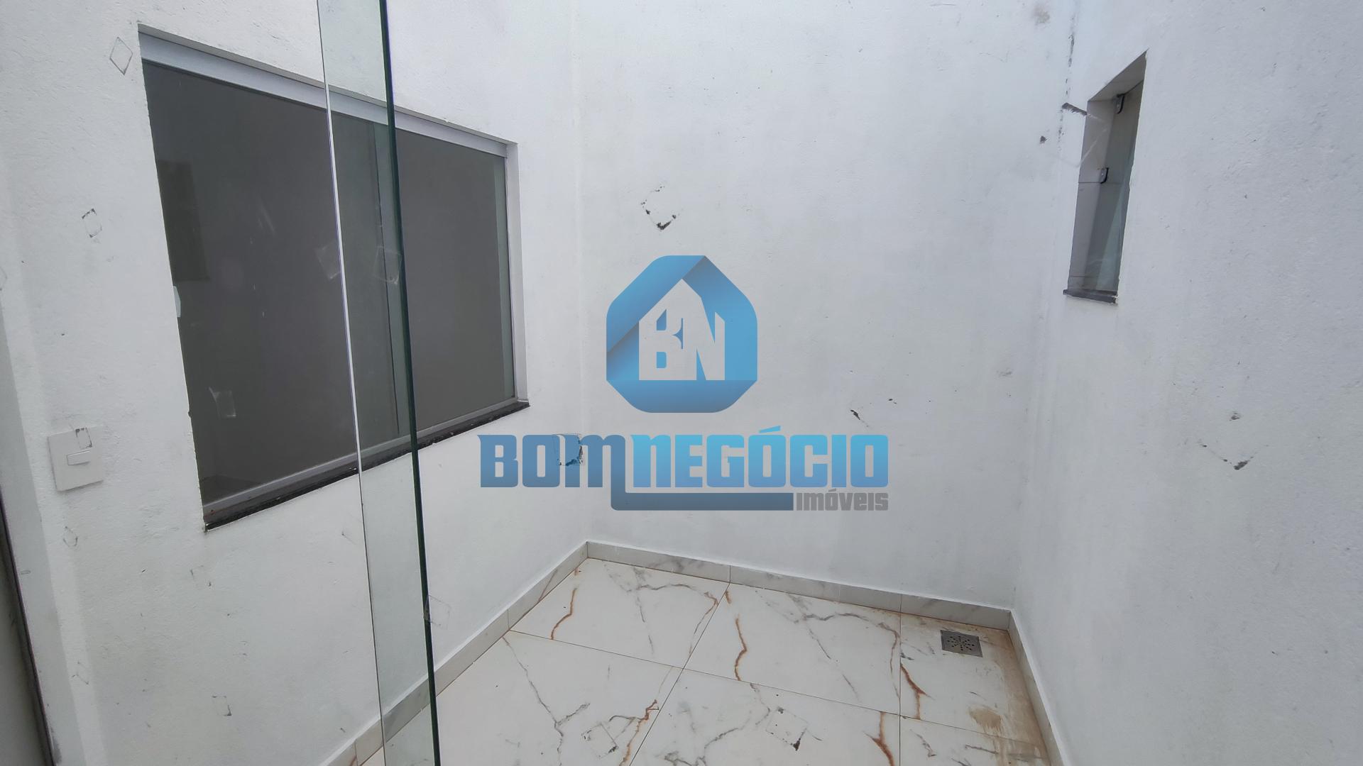 Casa baixa Kennedy 2 suítes 1 quarto quintal  área gourmet
