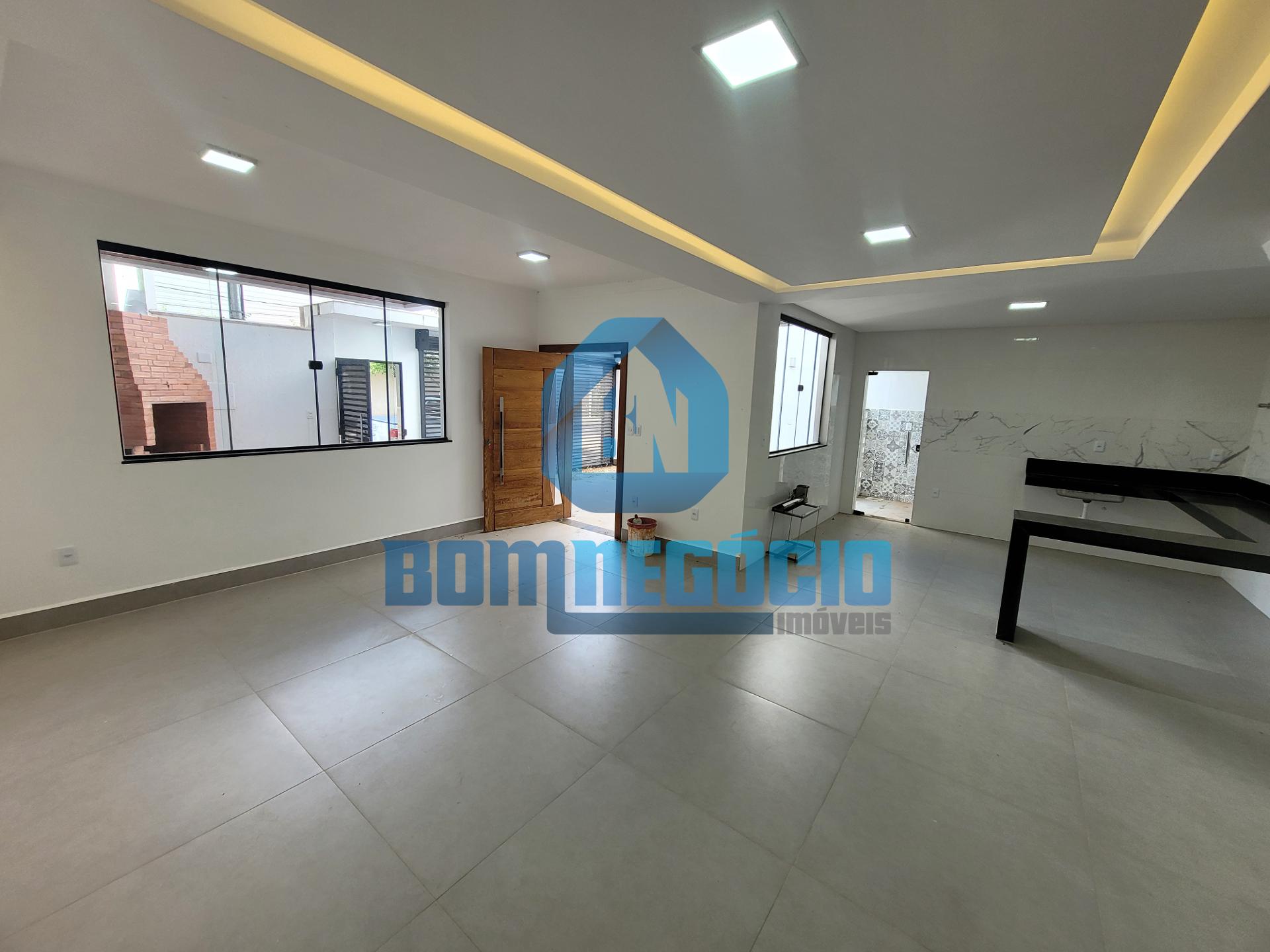 Casa nova com 3 quartos, 3 banheiros e área gourmet à venda, C...