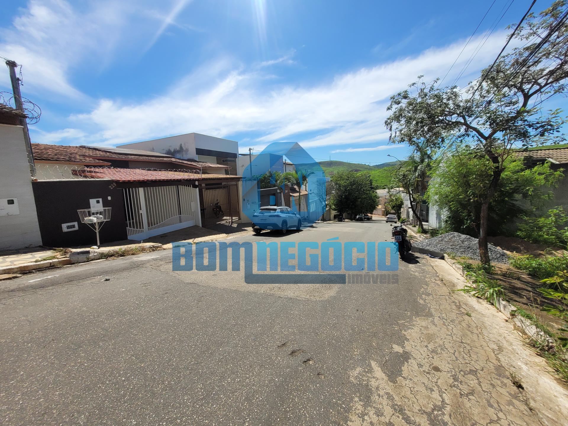 Lote com casa em construção à venda, CIDADE NOVA, GOVERNADOR V...