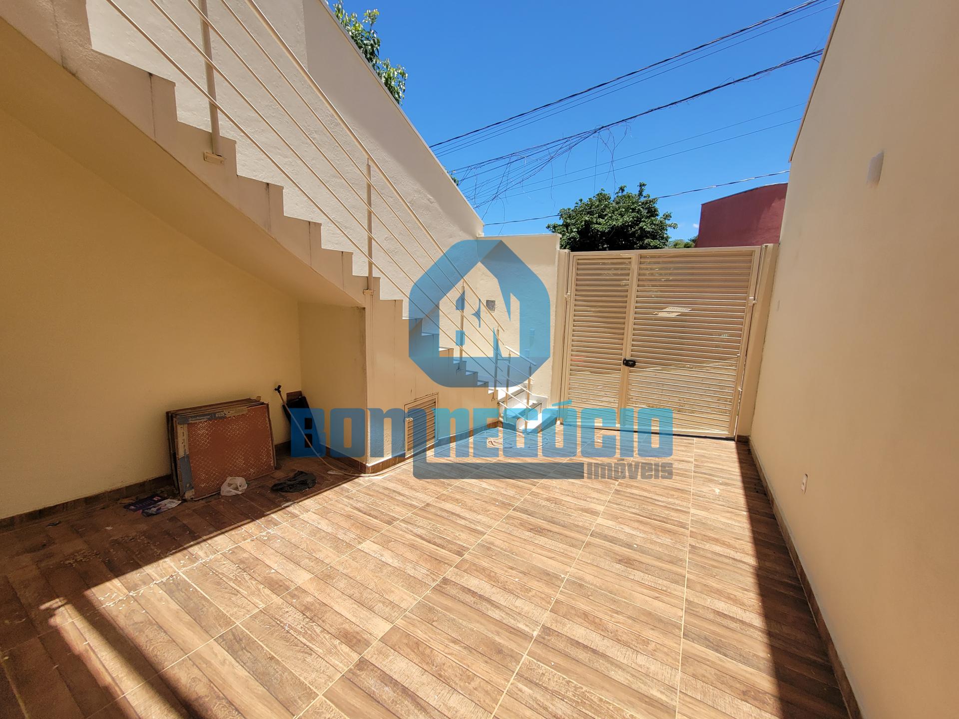 Casa com 3 dormitórios à venda, JARDIM ALVORADA, GOVERNADOR VA...