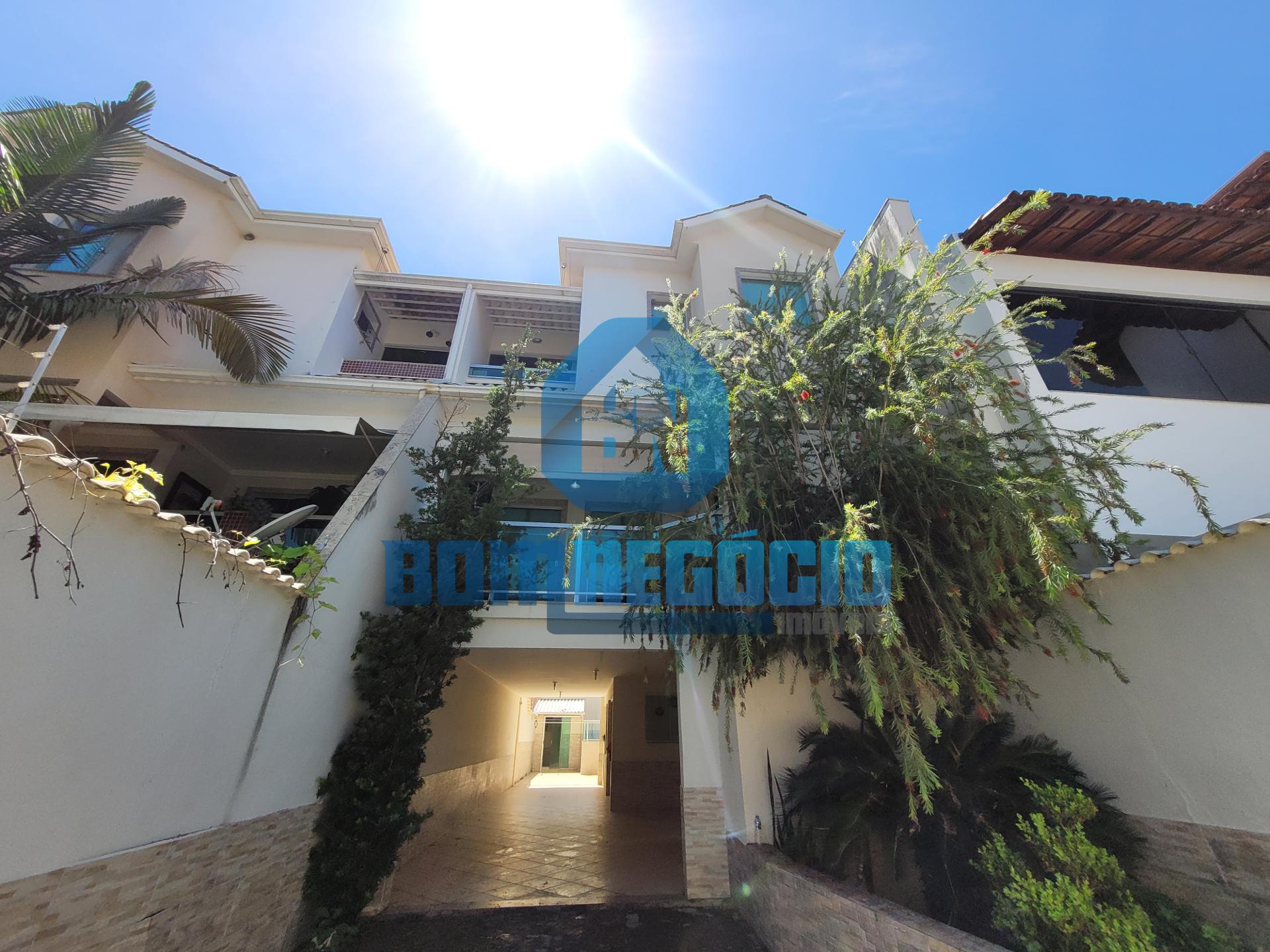 Casa com 4 quartos, 4 banheiros e piscina à venda, ILHA DOS AR...