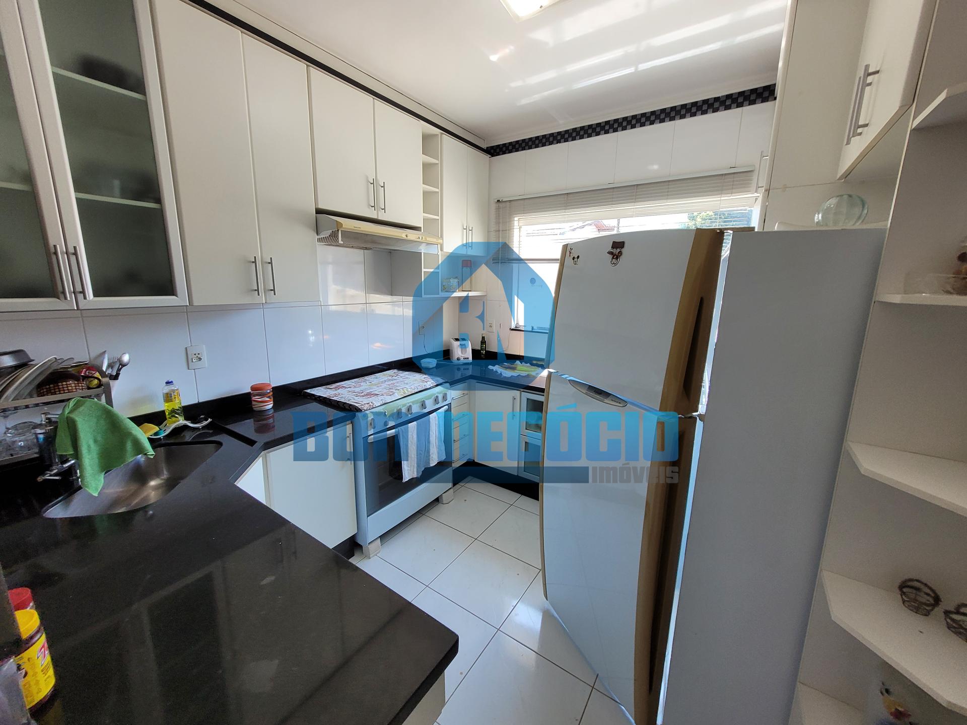 Casa com 4 quartos, 4 banheiros e piscina à venda, ILHA DOS AR...