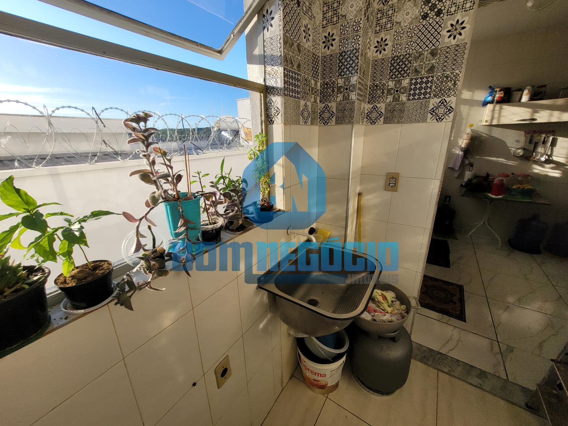 Apartamento com 3 dormitórios à venda, GRÃ-DUQUESA, GOVERNADOR...
