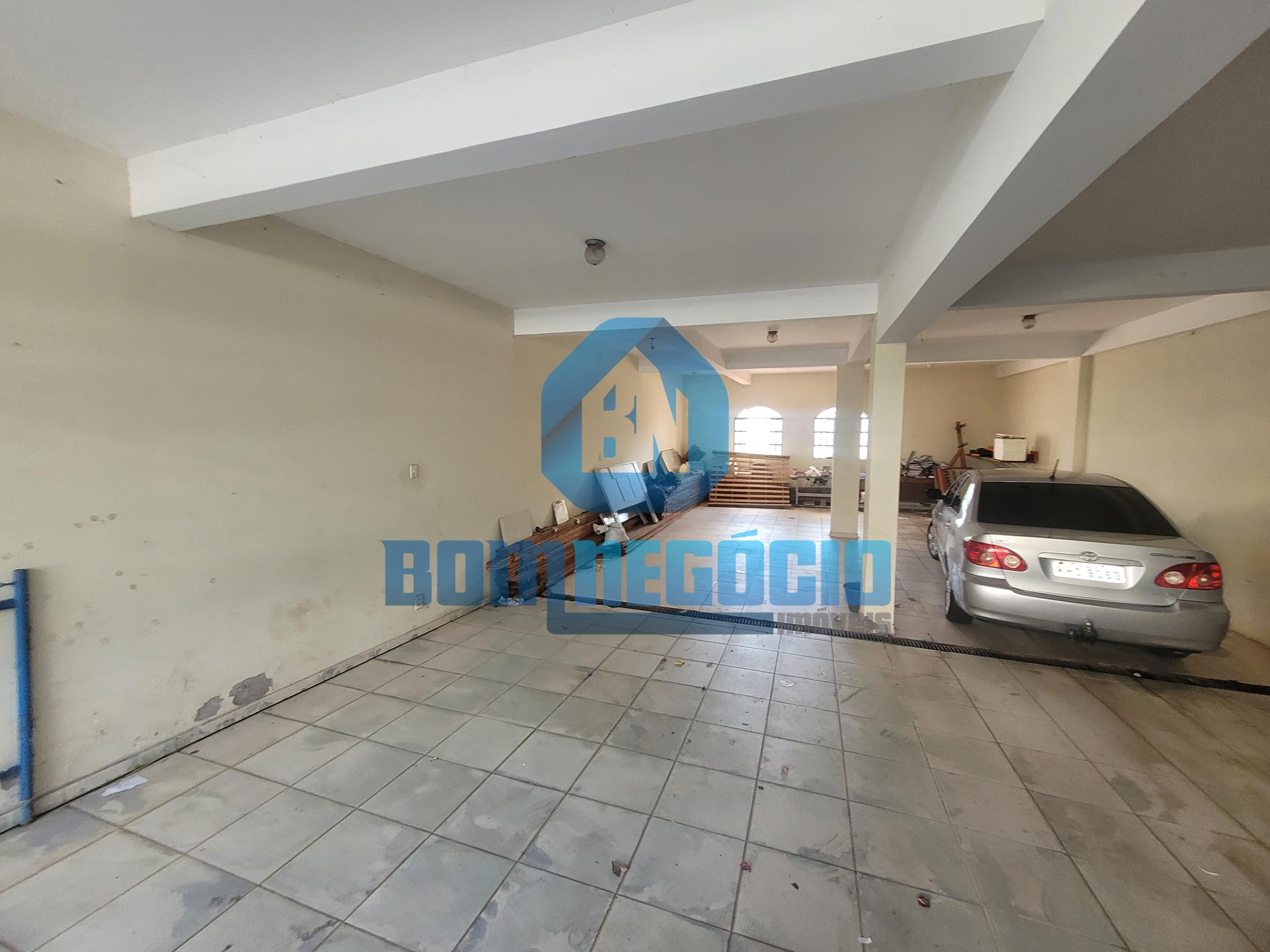 Apartamento com 4 dormitórios à venda, GRÃ-DUQUESA, GOVERNADOR...