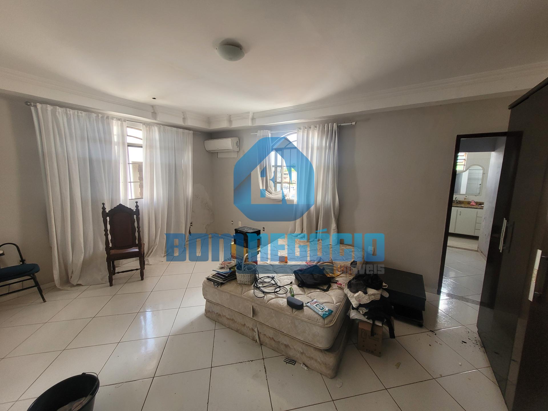 Apartamento com 4 dormitórios à venda, GRÃ-DUQUESA, GOVERNADOR...