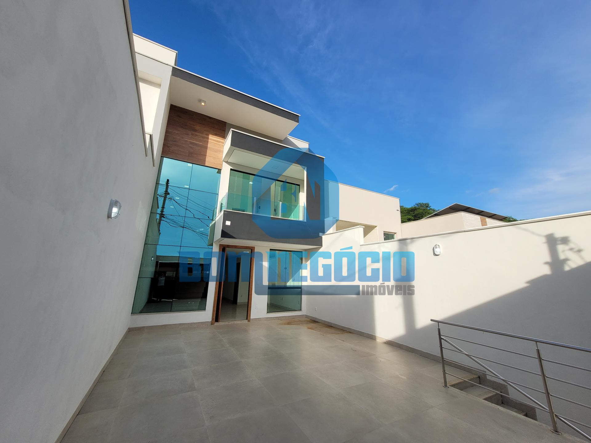 Casa nova com 3 suítes, área gourmet e piscina à venda, BELVED...