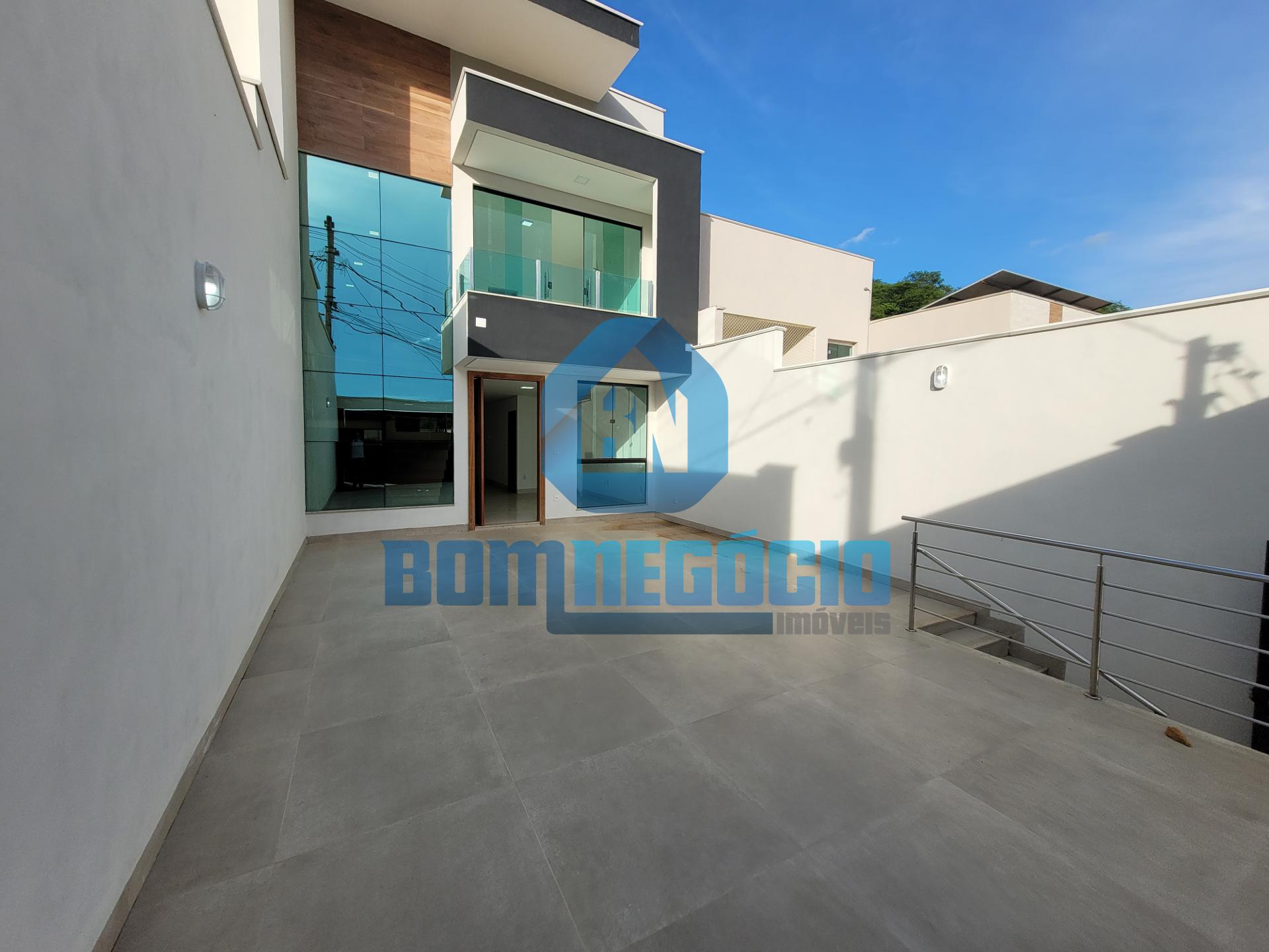 Casa nova com 3 suítes, área gourmet e piscina à venda, BELVED...