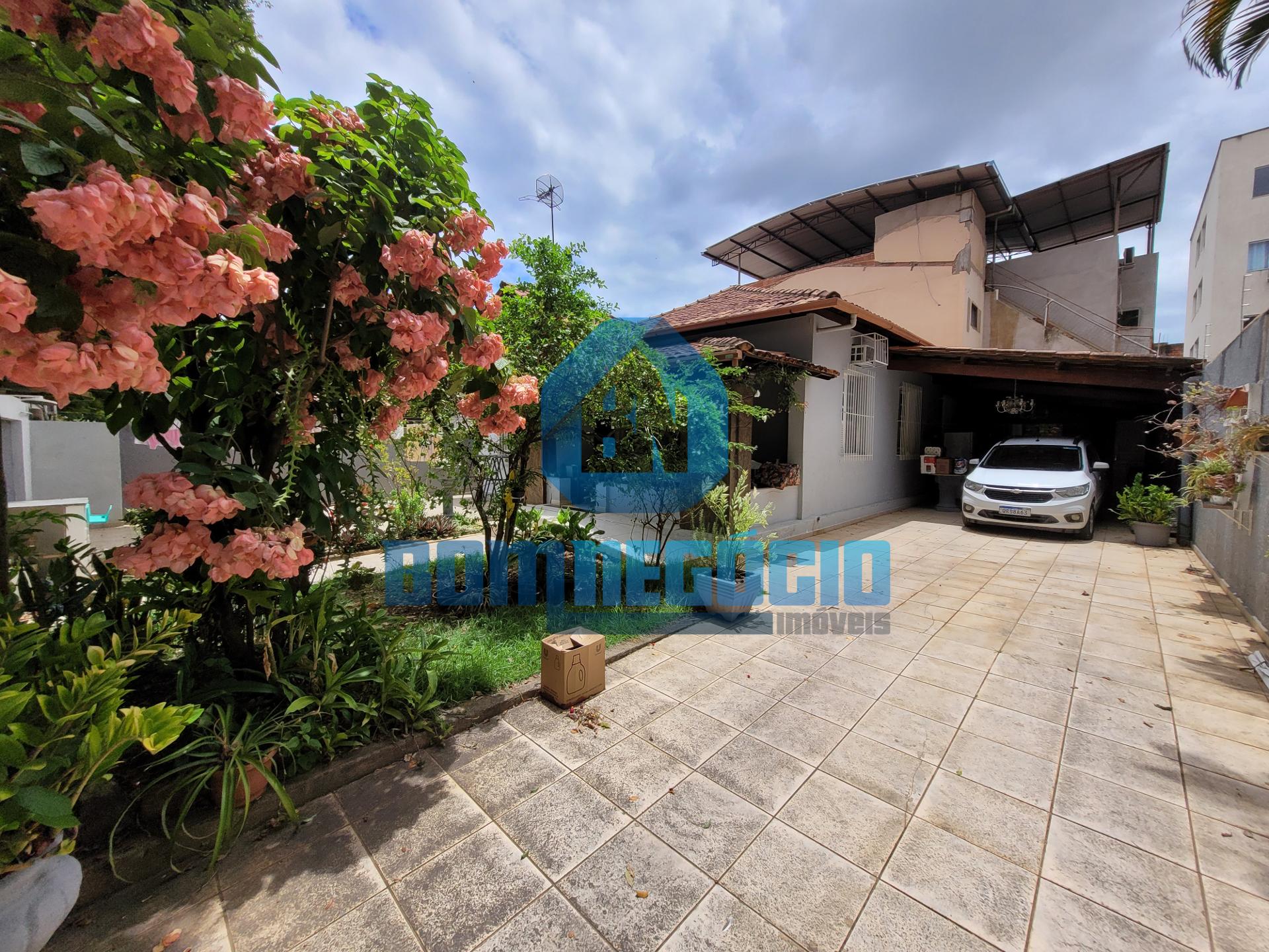 Casa com 3 dormitórios à venda, UNIVERSITARIO, GOVERNADOR VALA...