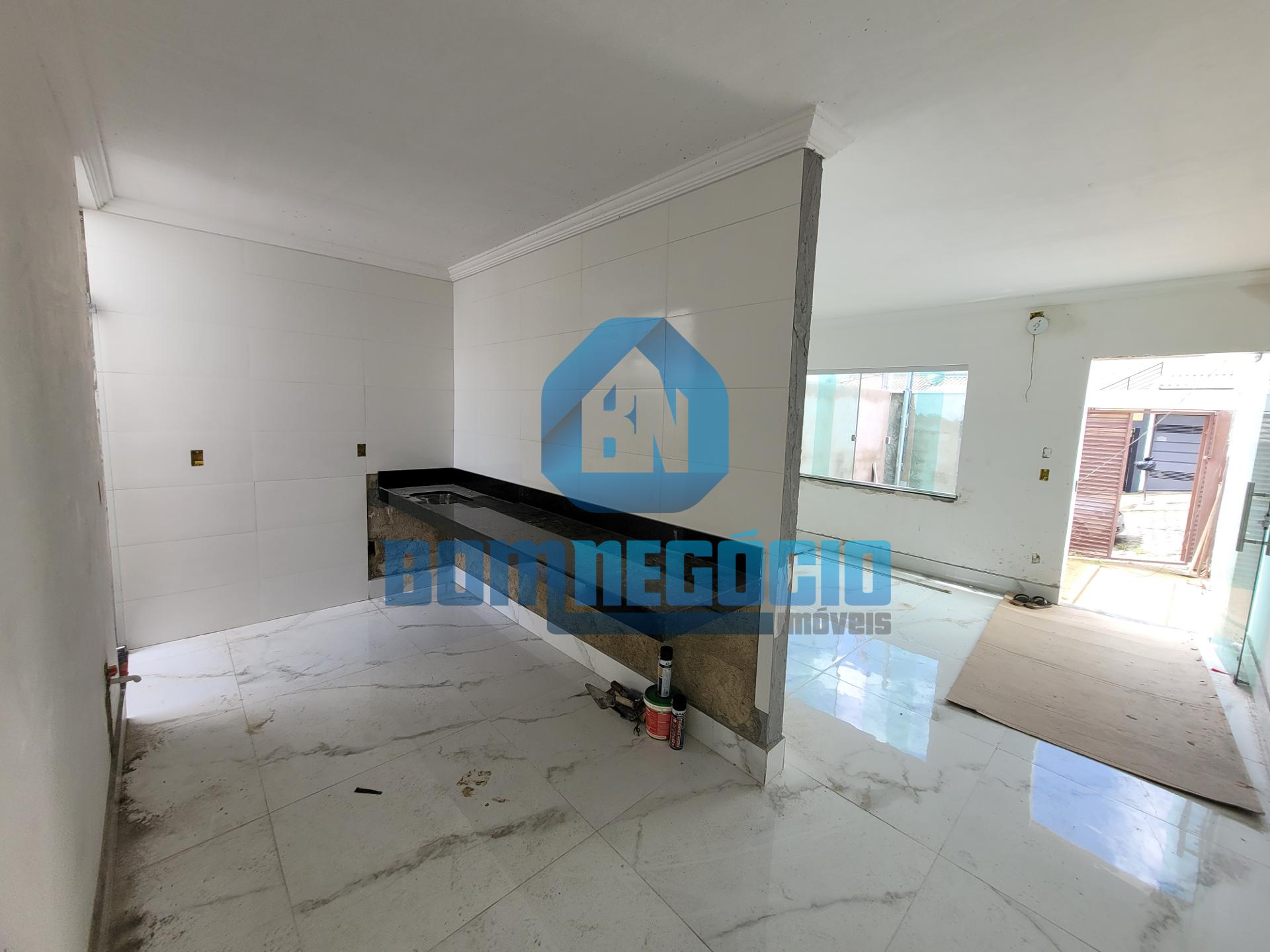 Casa com 3 dormitórios em lote  6x30 à venda, VALE DO SOL II, ...