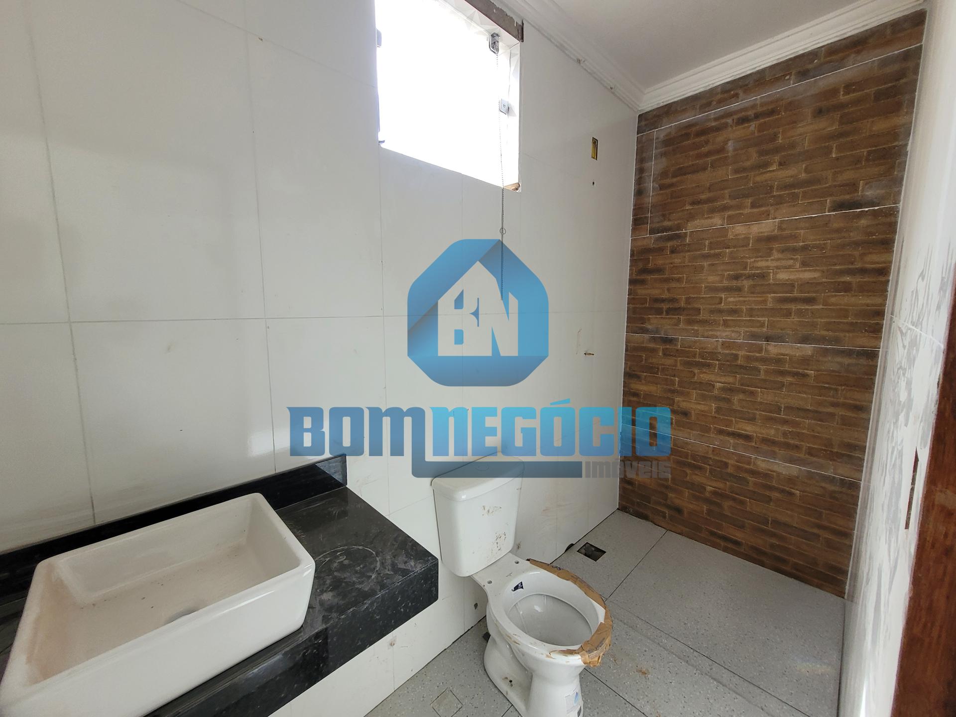 Casa com 3 dormitórios em lote  6x30 à venda, VALE DO SOL II, ...