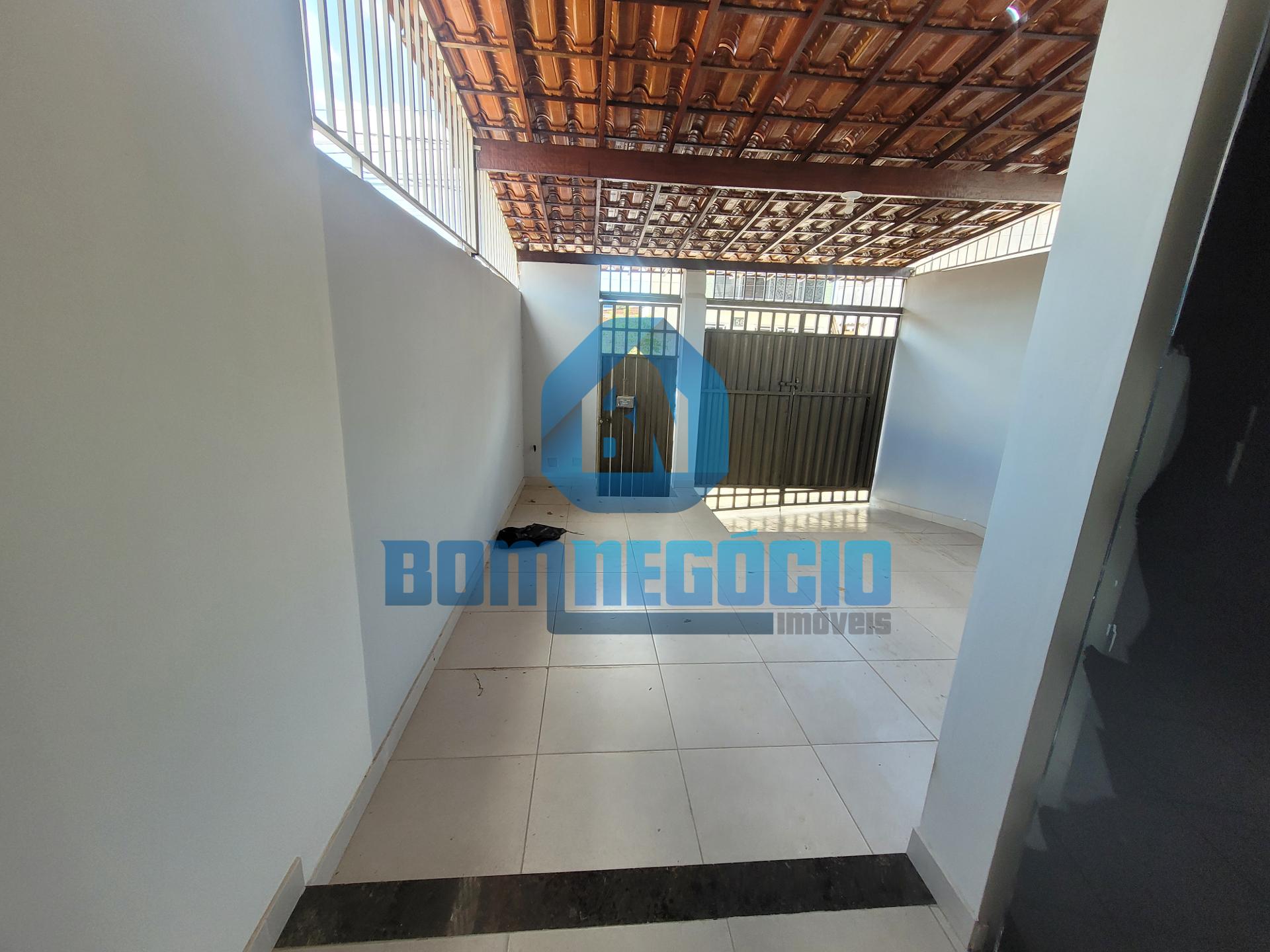 Casa com 2 dormitórios à venda, TIRADENTES, GOVERNADOR VALADAR...