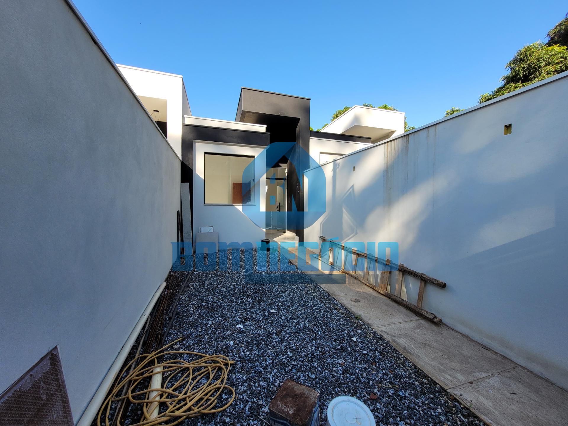 Casa nova e plana com 3 quartos e 2 banheiros à venda, JARDIM ...