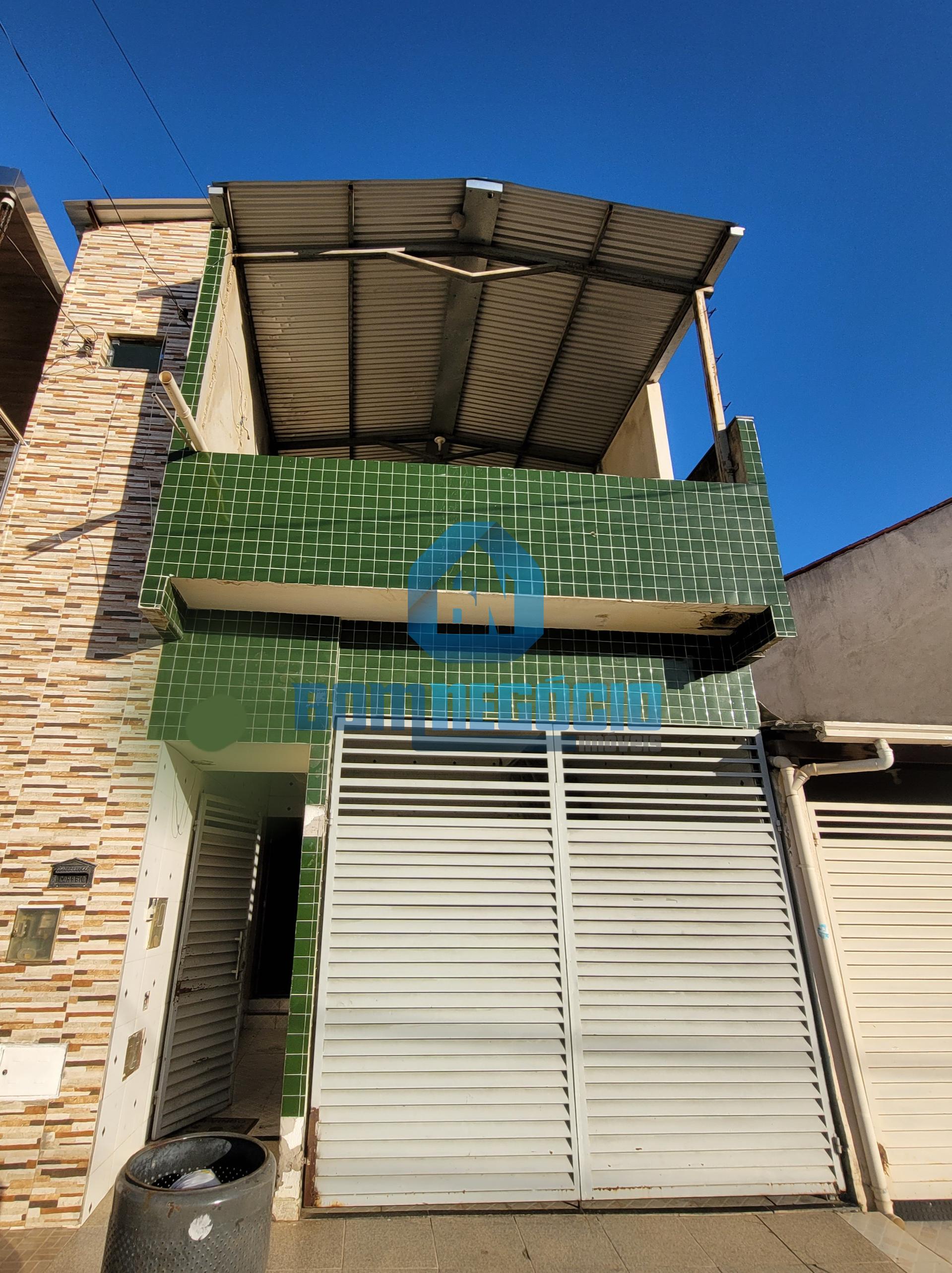 Casa com 2 quartos, garagem coberta e varanda à venda, CIDADE ...