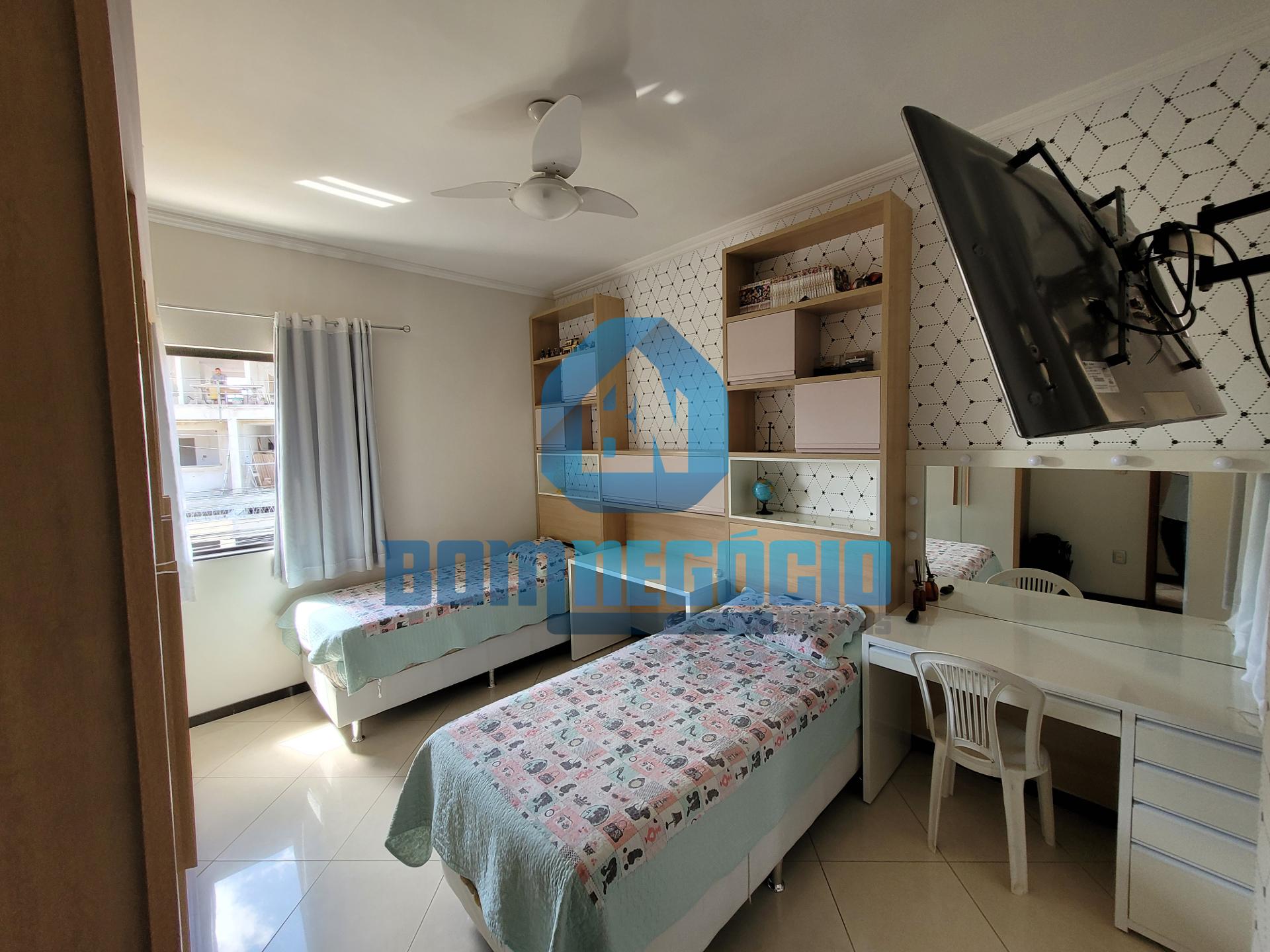 Casa com 3 dormitórios à venda, MARIA EUGENIA, GOVERNADOR VALA...