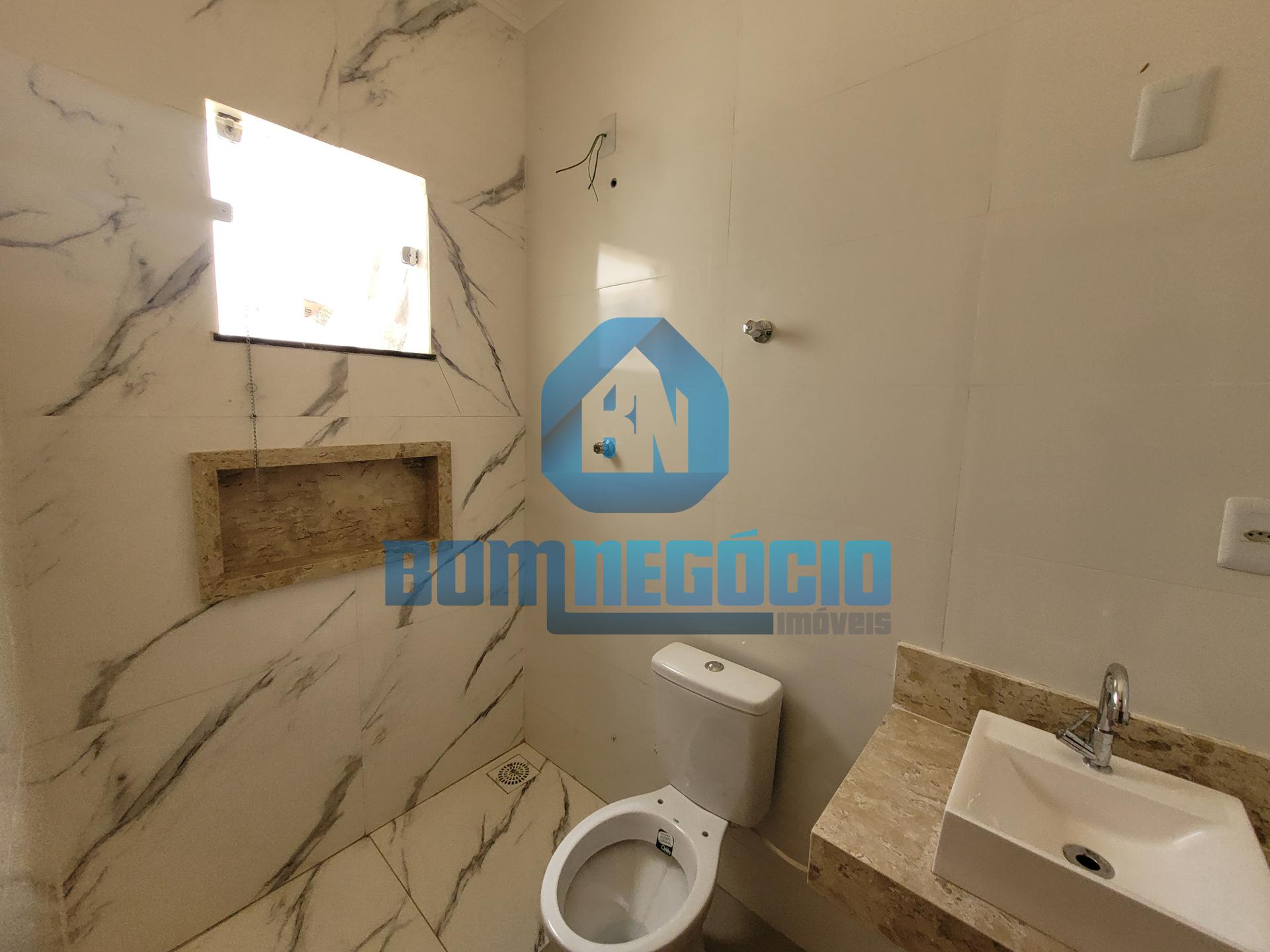 Casa com 3 quartos, 2 banheiros e garagem ampla à venda, VALE ...